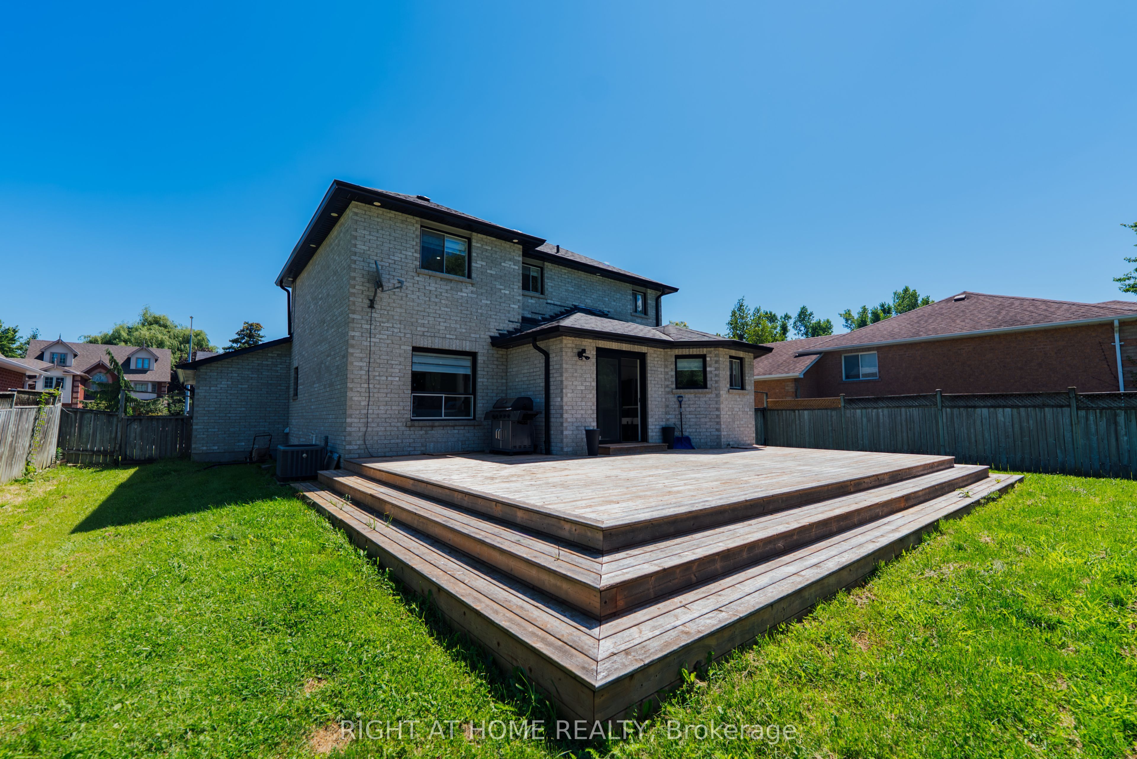 2266 Taylorwoods Boulevard Property Photo 39