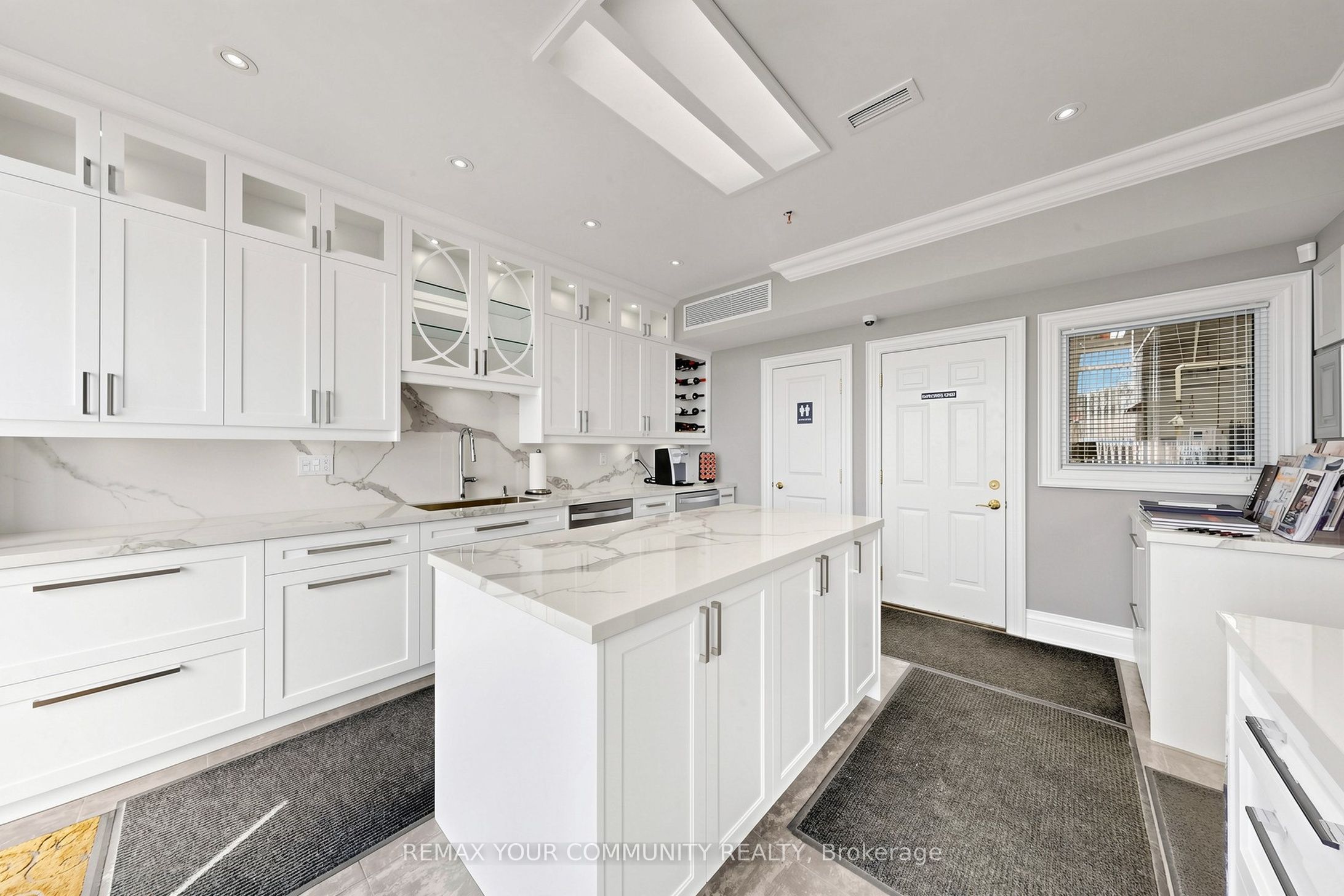 561 Edward Avenue 7 Property Photo 8