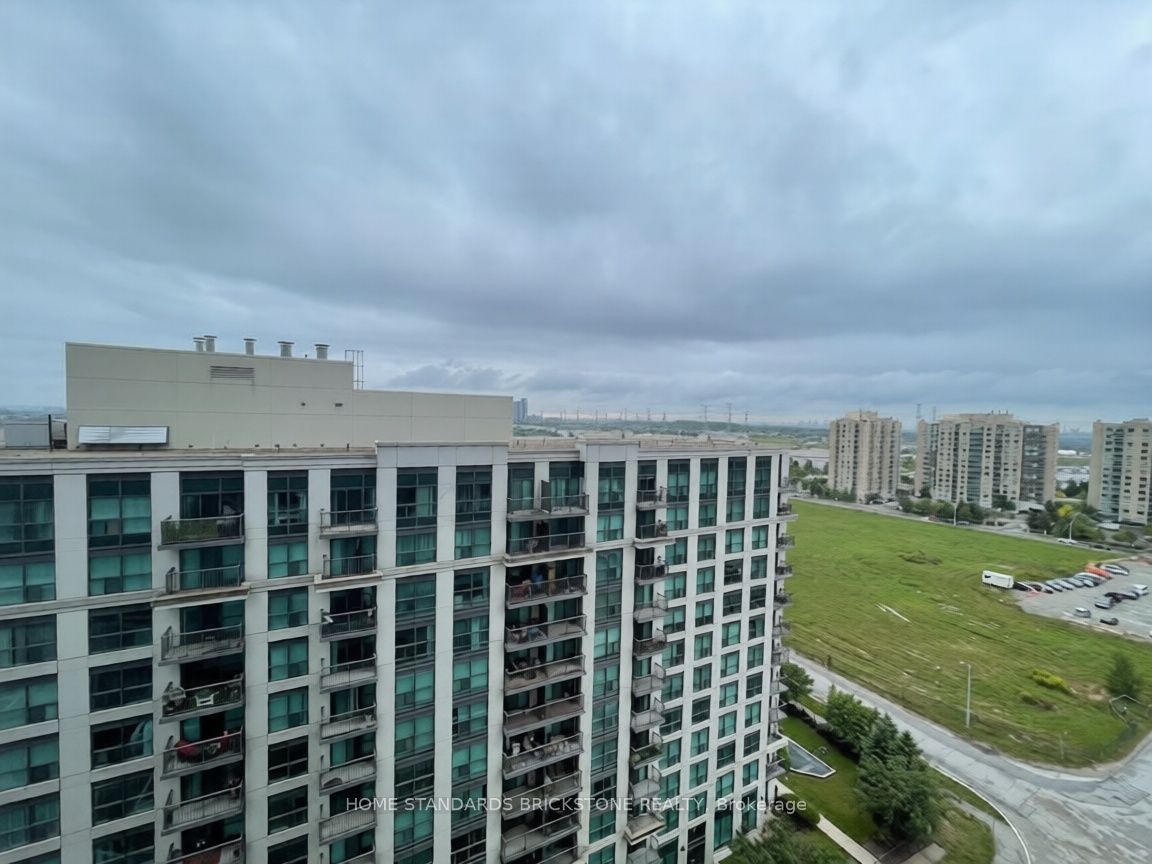N13702284 Property Photo 3