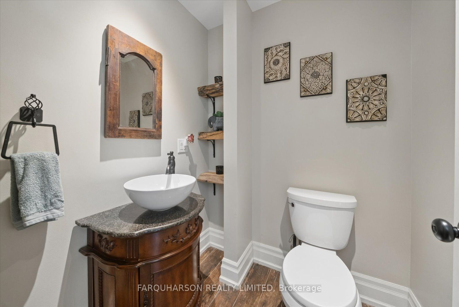 16699 Ninth Line Property Photo 11