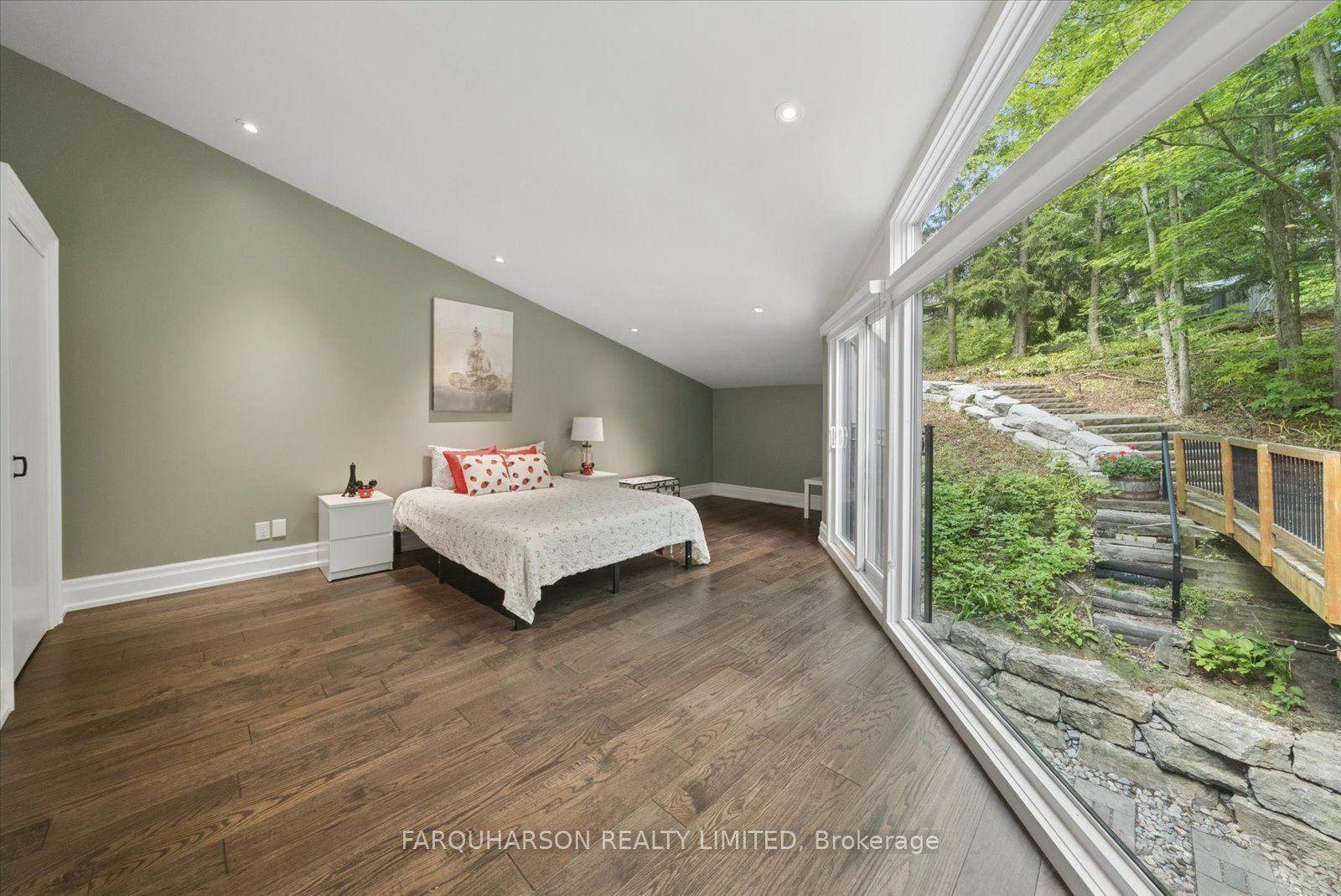 16699 Ninth Line Property Photo 17
