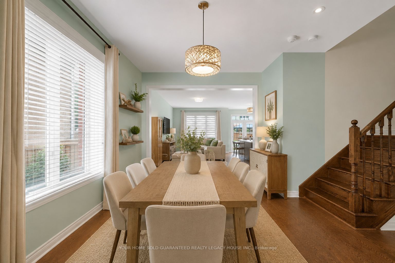 40 Weaver Terrace Property Photo 4