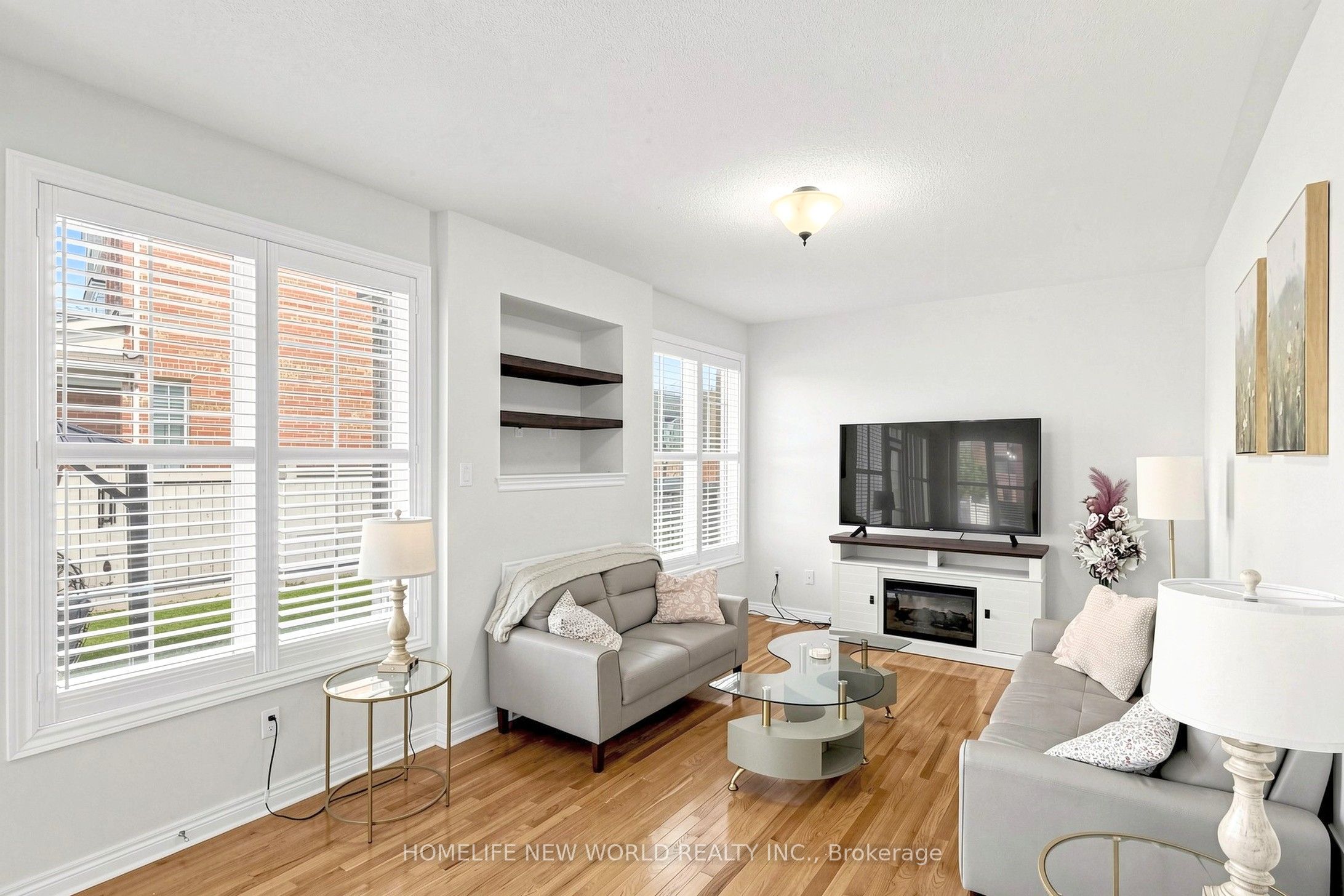 2 Lucida Court Property Photo 9