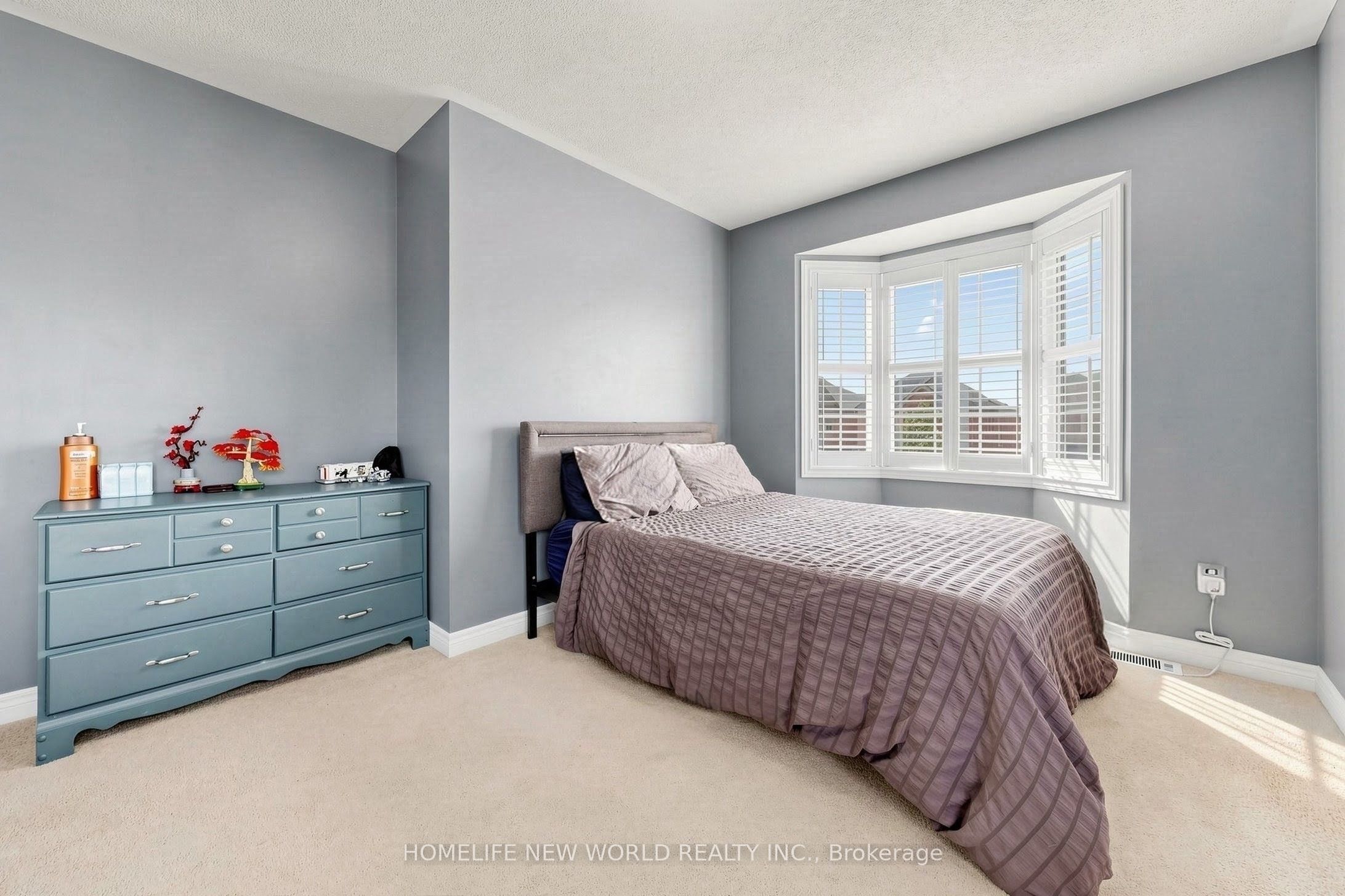 2 Lucida Court Property Photo 28