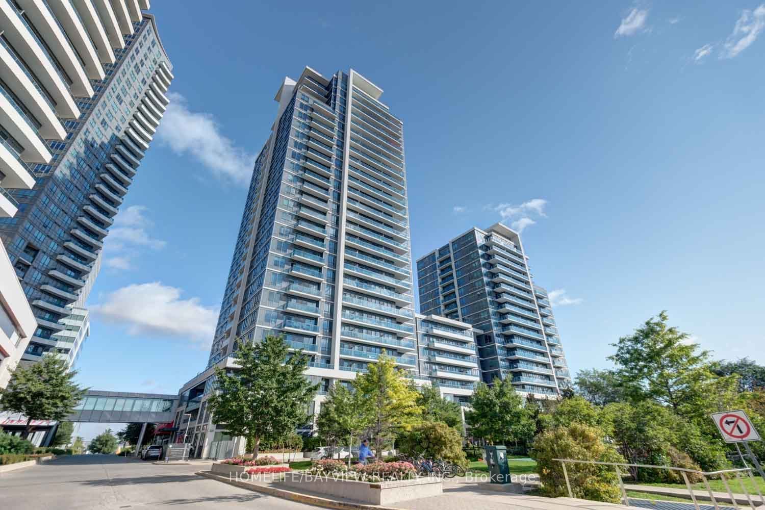 7165 Yonge Street 2403 Property Photo 2