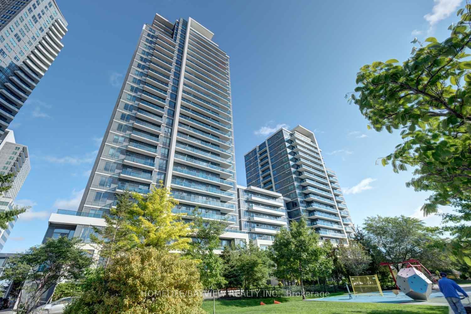 7165 Yonge Street 2403 Property Photo 2