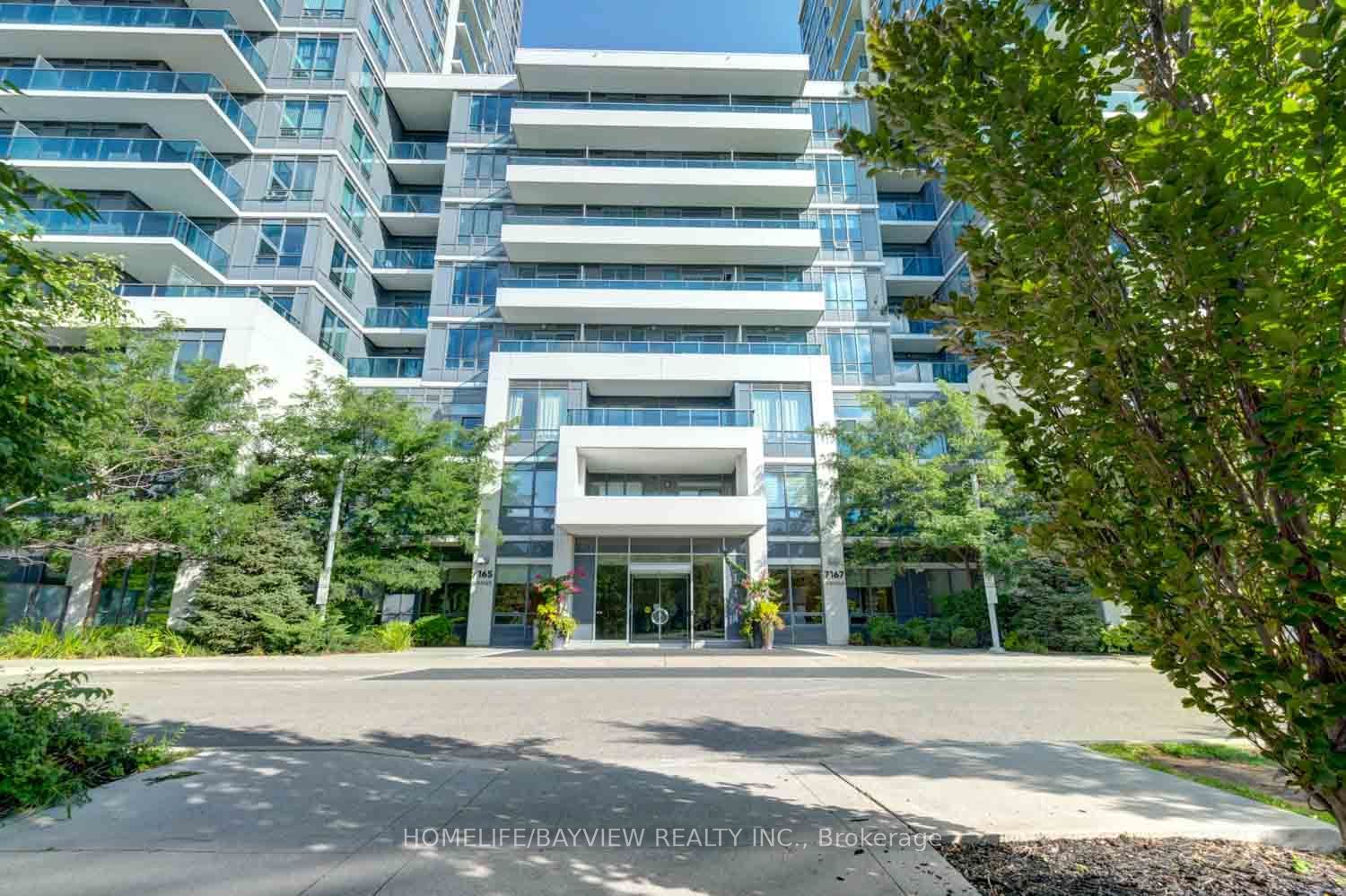 7165 Yonge Street 2403 Property Photo 3