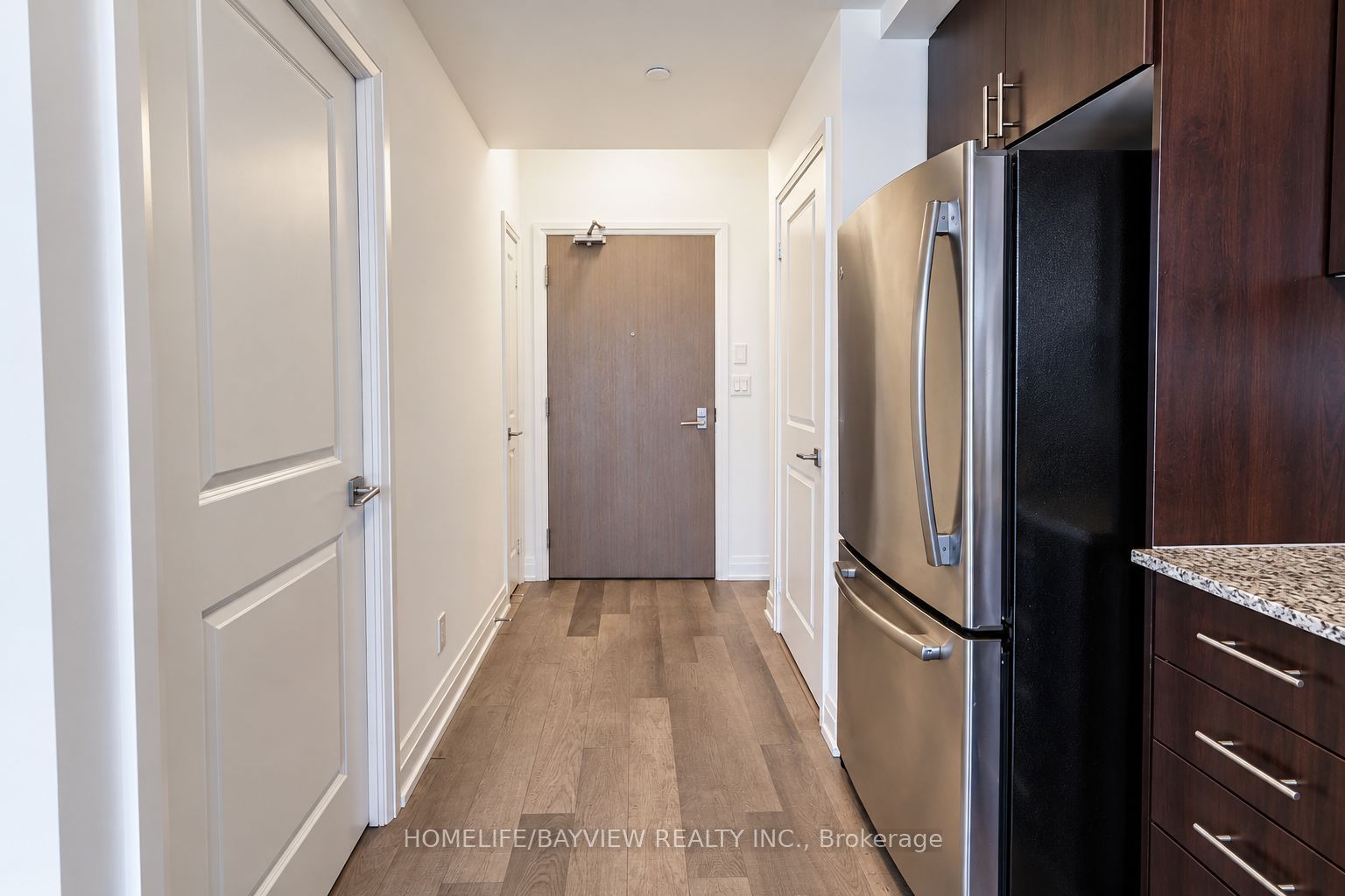7165 Yonge Street 2403 Property Photo 8