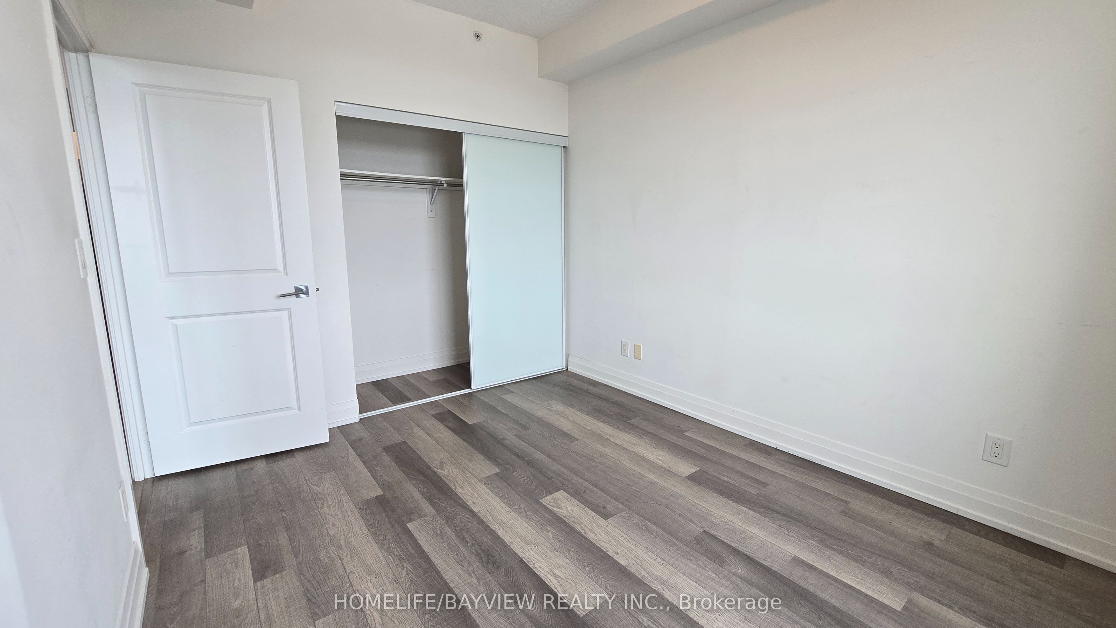 7165 Yonge Street 2403 Property Photo 18