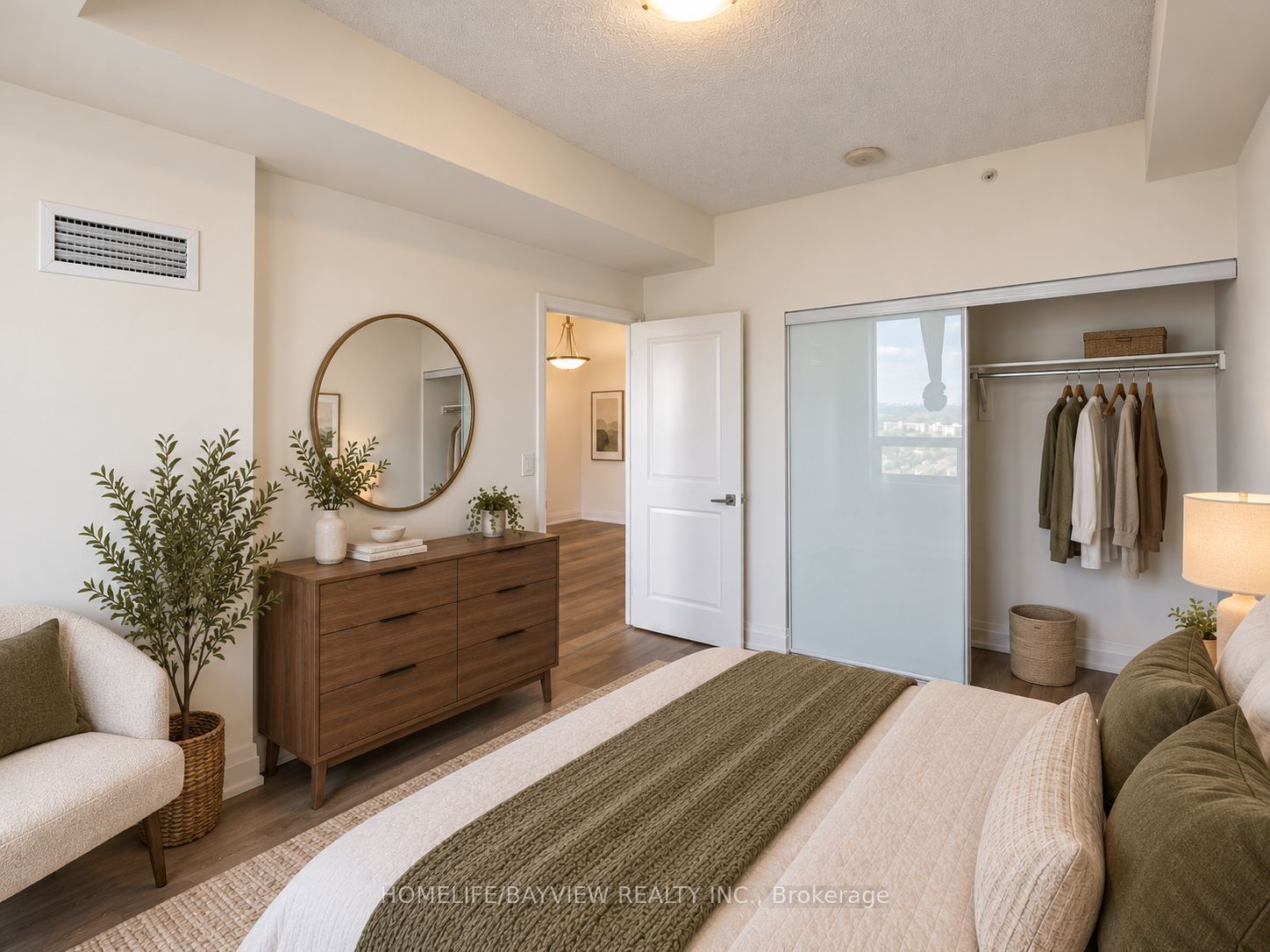 7165 Yonge Street 2403 Property Photo 18