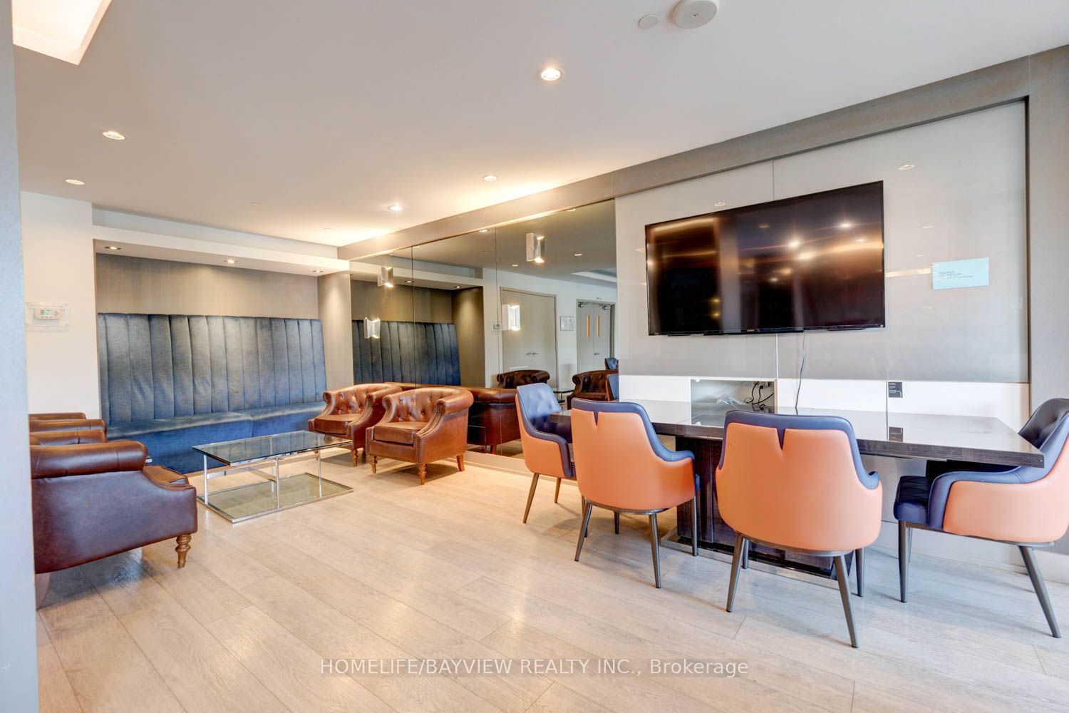 7165 Yonge Street 2403 Property Photo 23