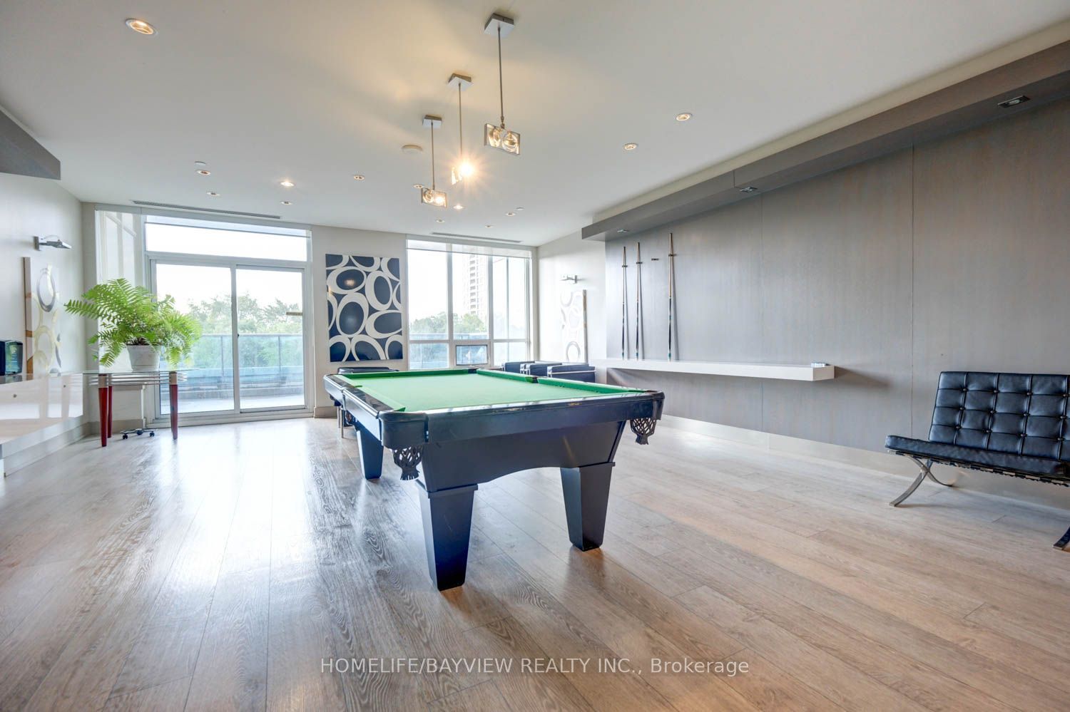 7165 Yonge Street 2403 Property Photo 28
