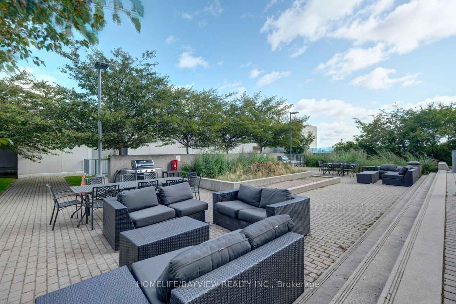 7165 Yonge Street 2403 Property Photo 31