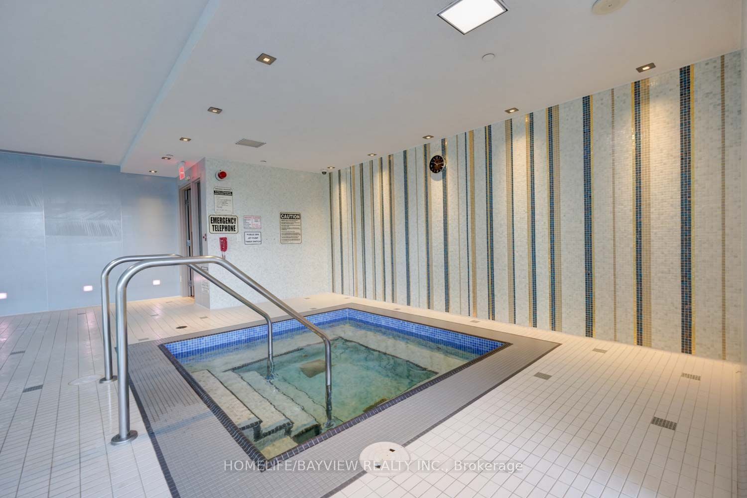 7165 Yonge Street 2403 Property Photo 37