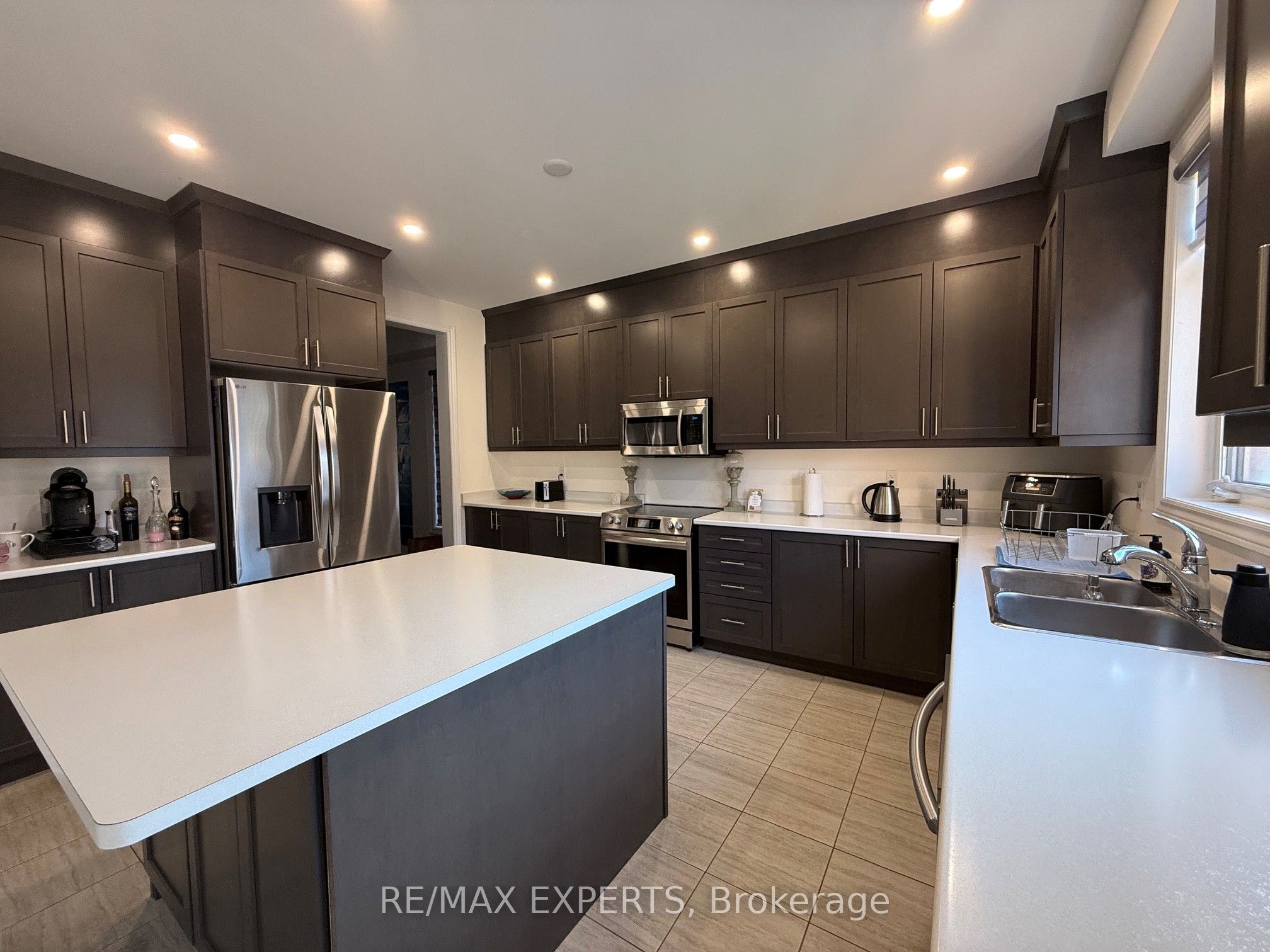 1454 Tomkins Road Property Photo 8