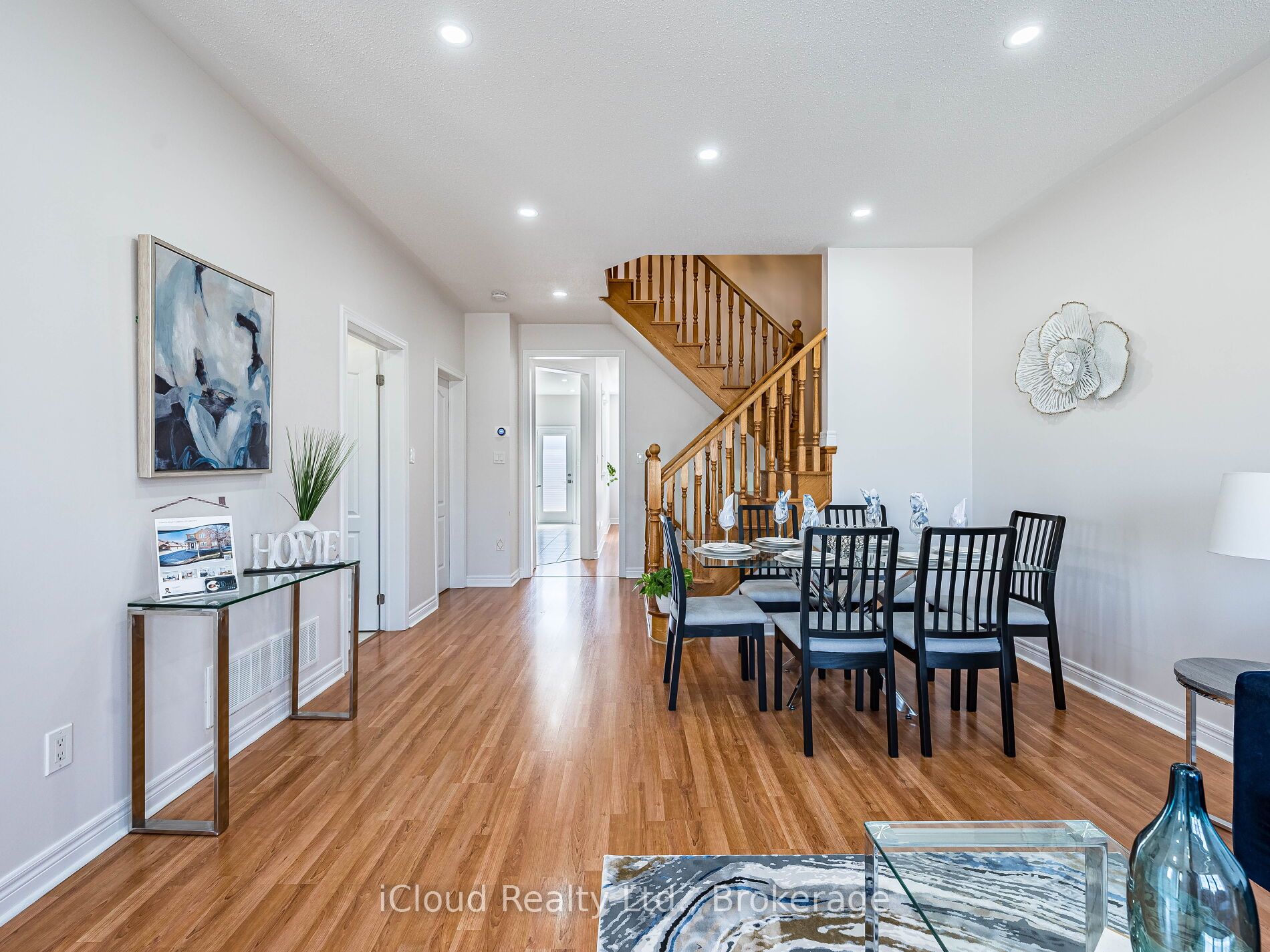 11 Davos Road Property Photo 4
