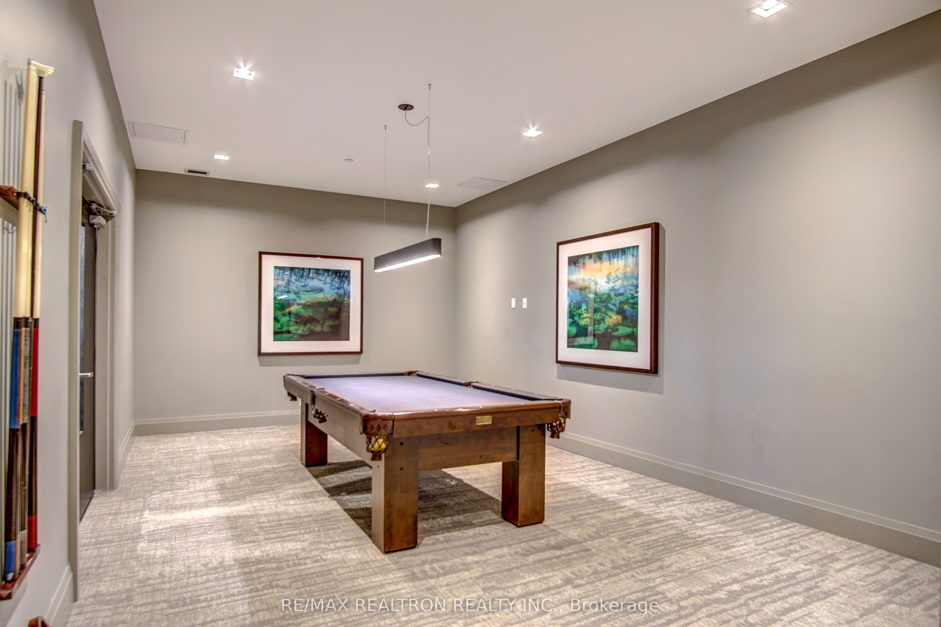 555 William Graham Drive Ph446 Property Photo 17