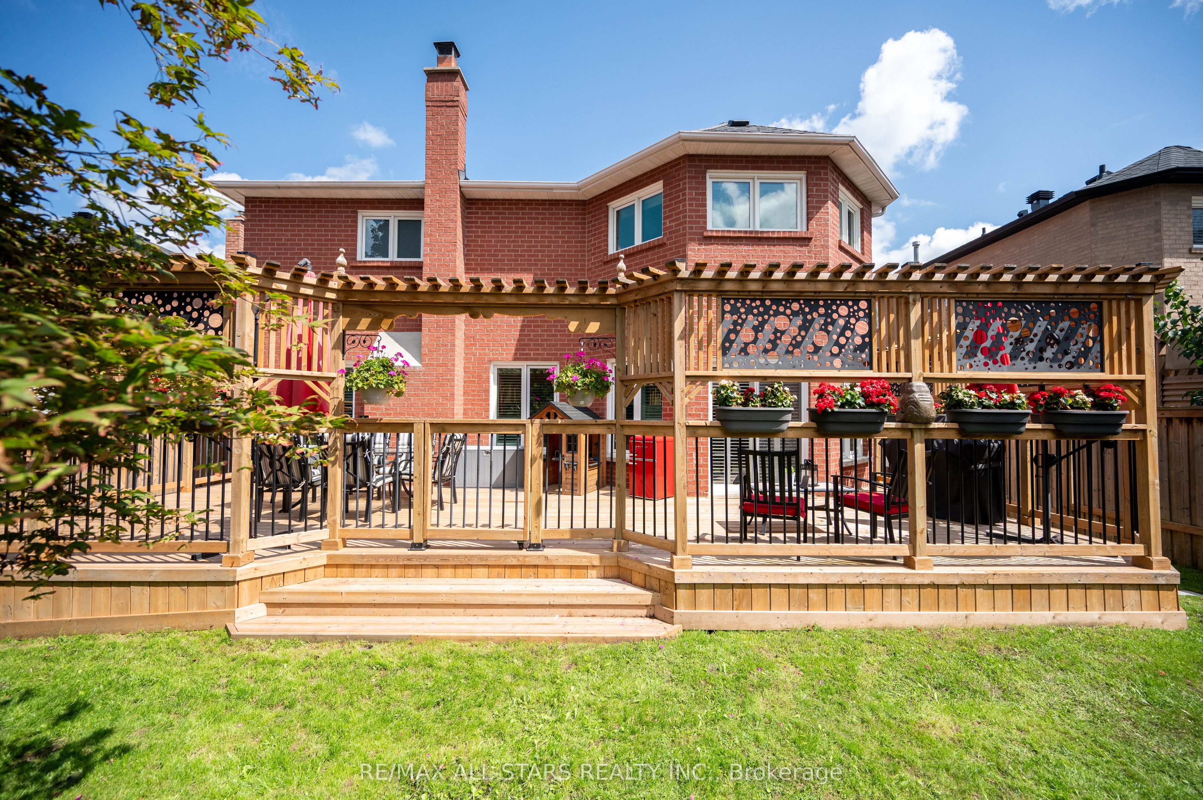 139 Rhodes Circle Property Photo 38