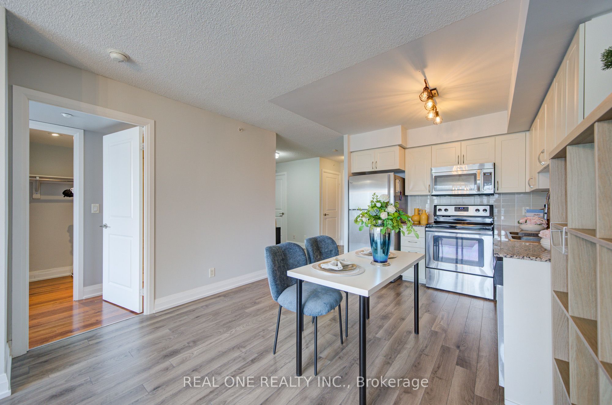 372 Highway 7 E Way 707 Property Photo 17