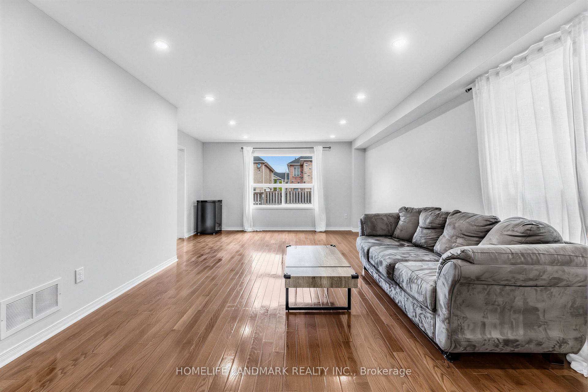 86 Laurier Avenue Property Photo 7