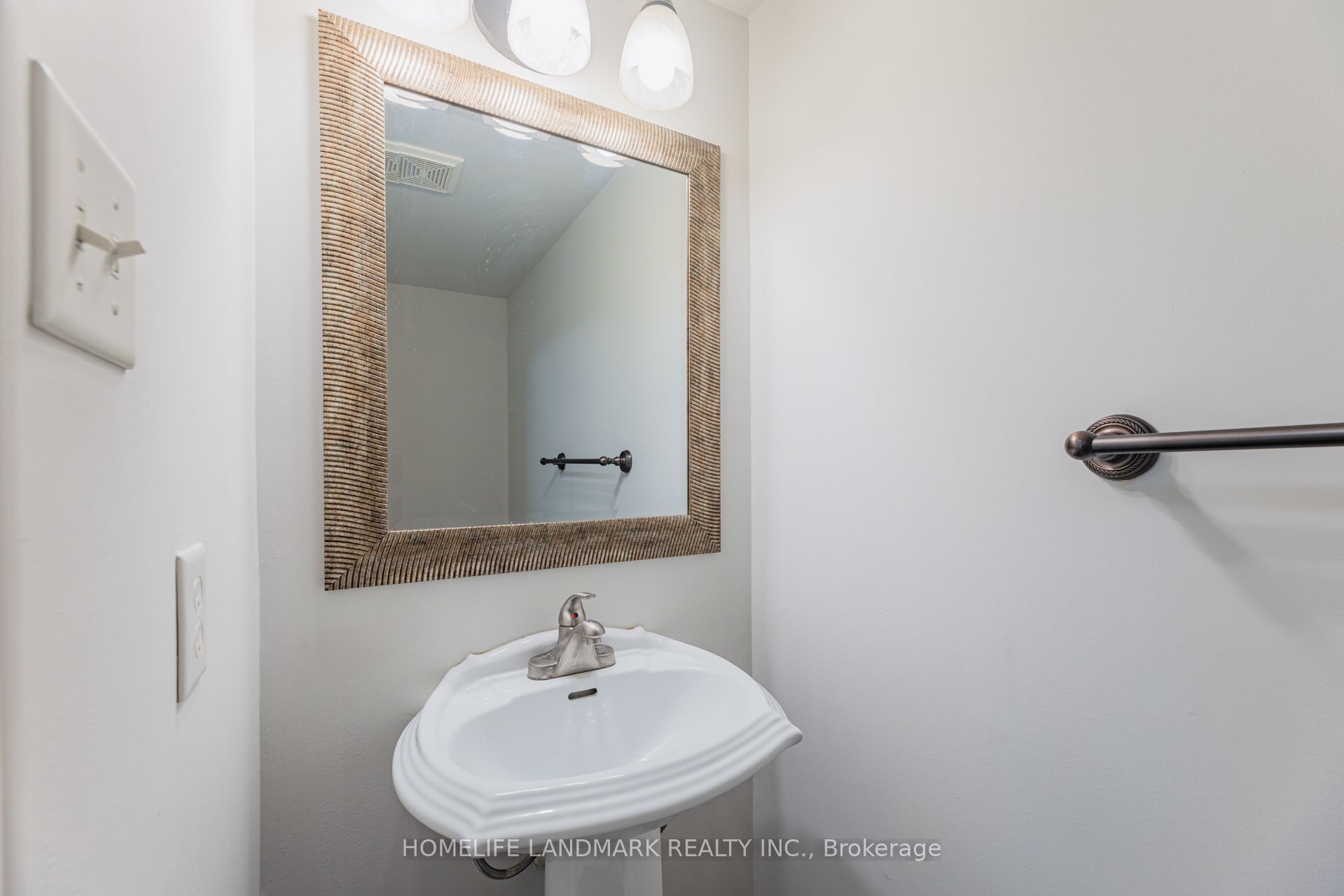 86 Laurier Avenue Property Photo 16