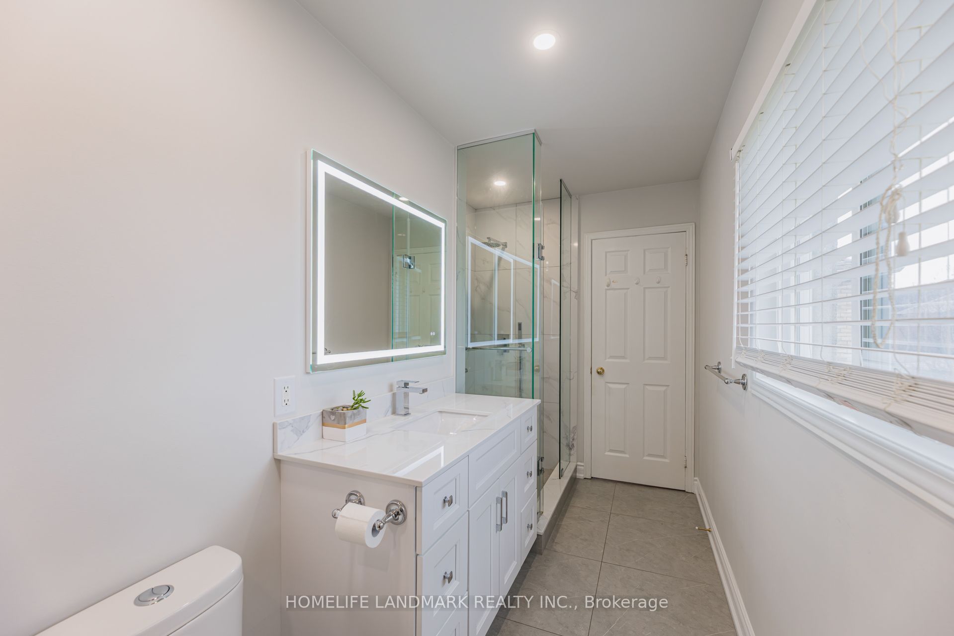 86 Laurier Avenue Property Photo 24