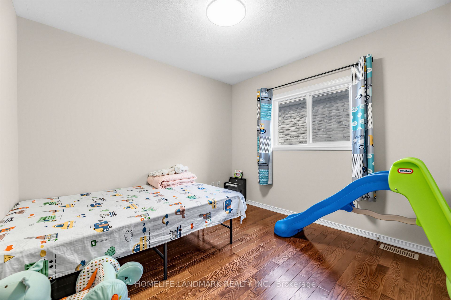 86 Laurier Avenue Property Photo 29