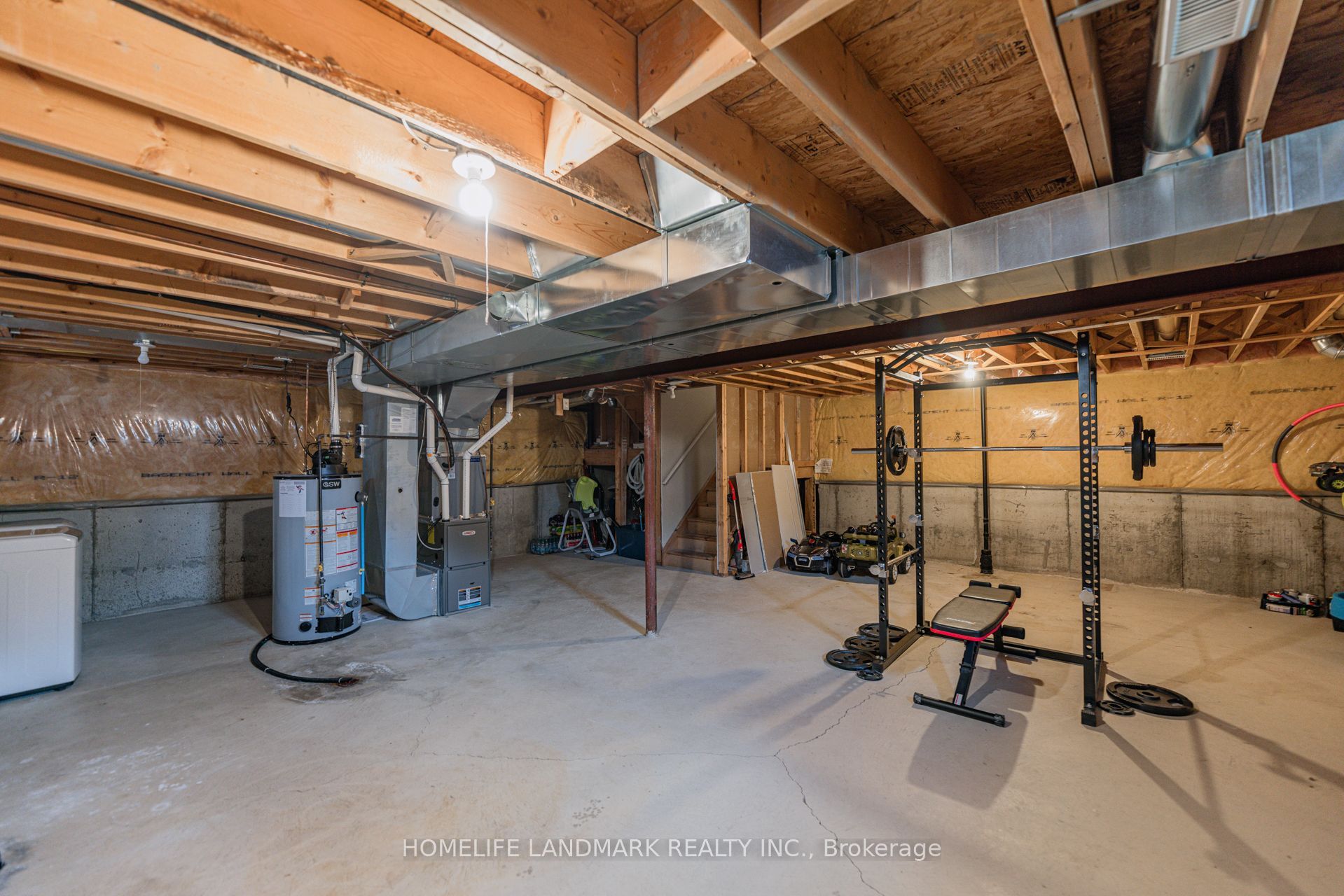 86 Laurier Avenue Property Photo 34