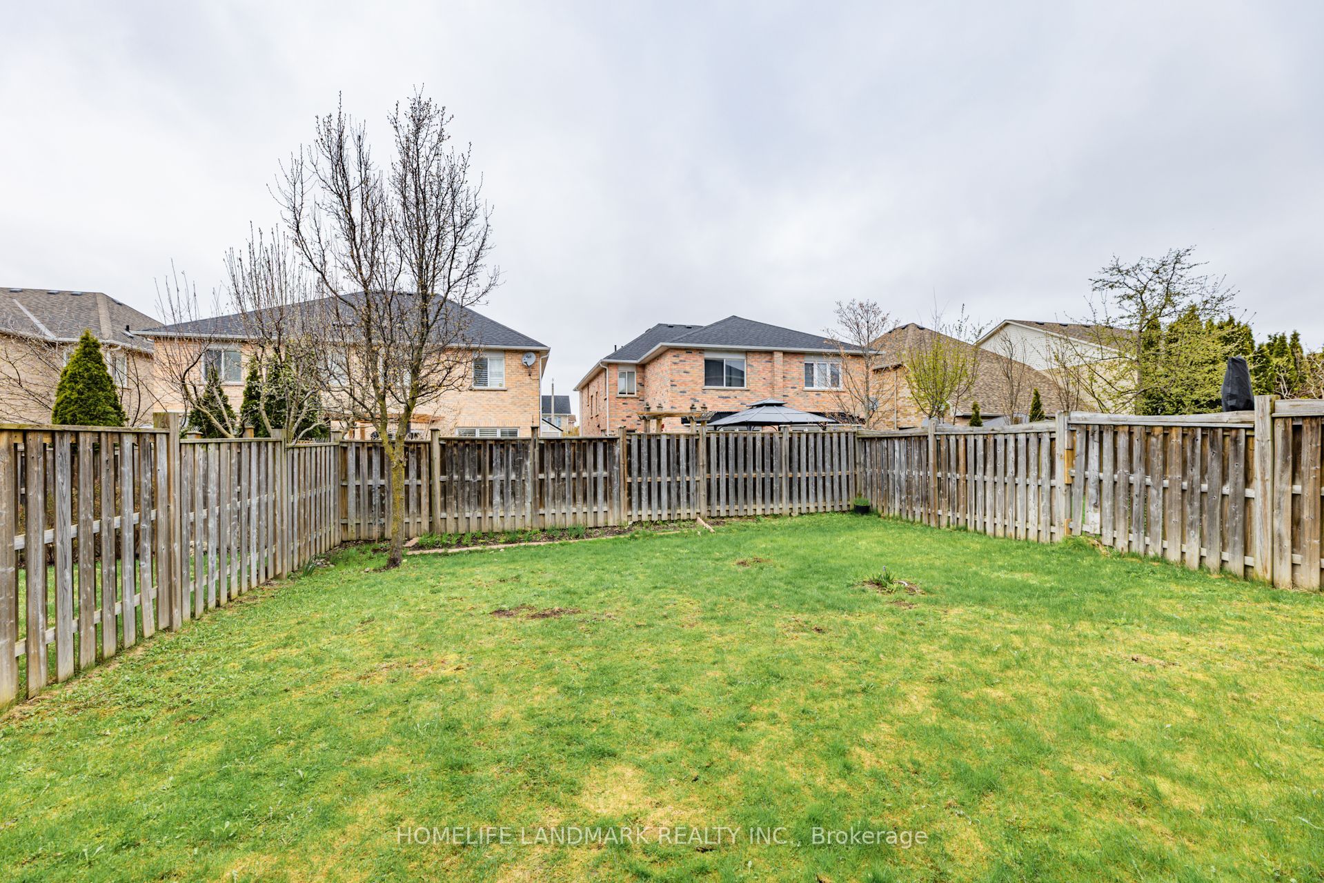 86 Laurier Avenue Property Photo 37