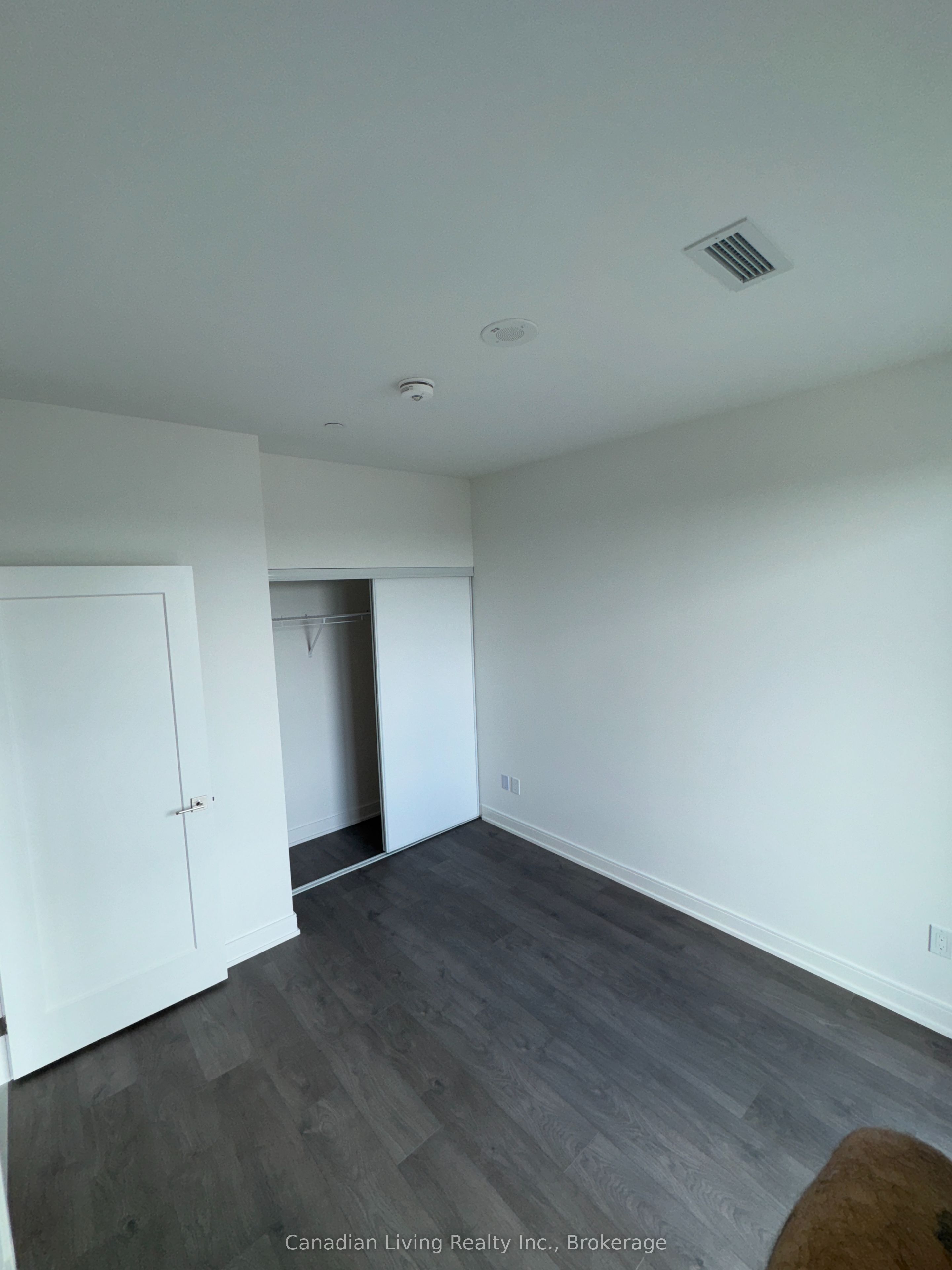 705 Davis Drive W 1401 Property Photo 18