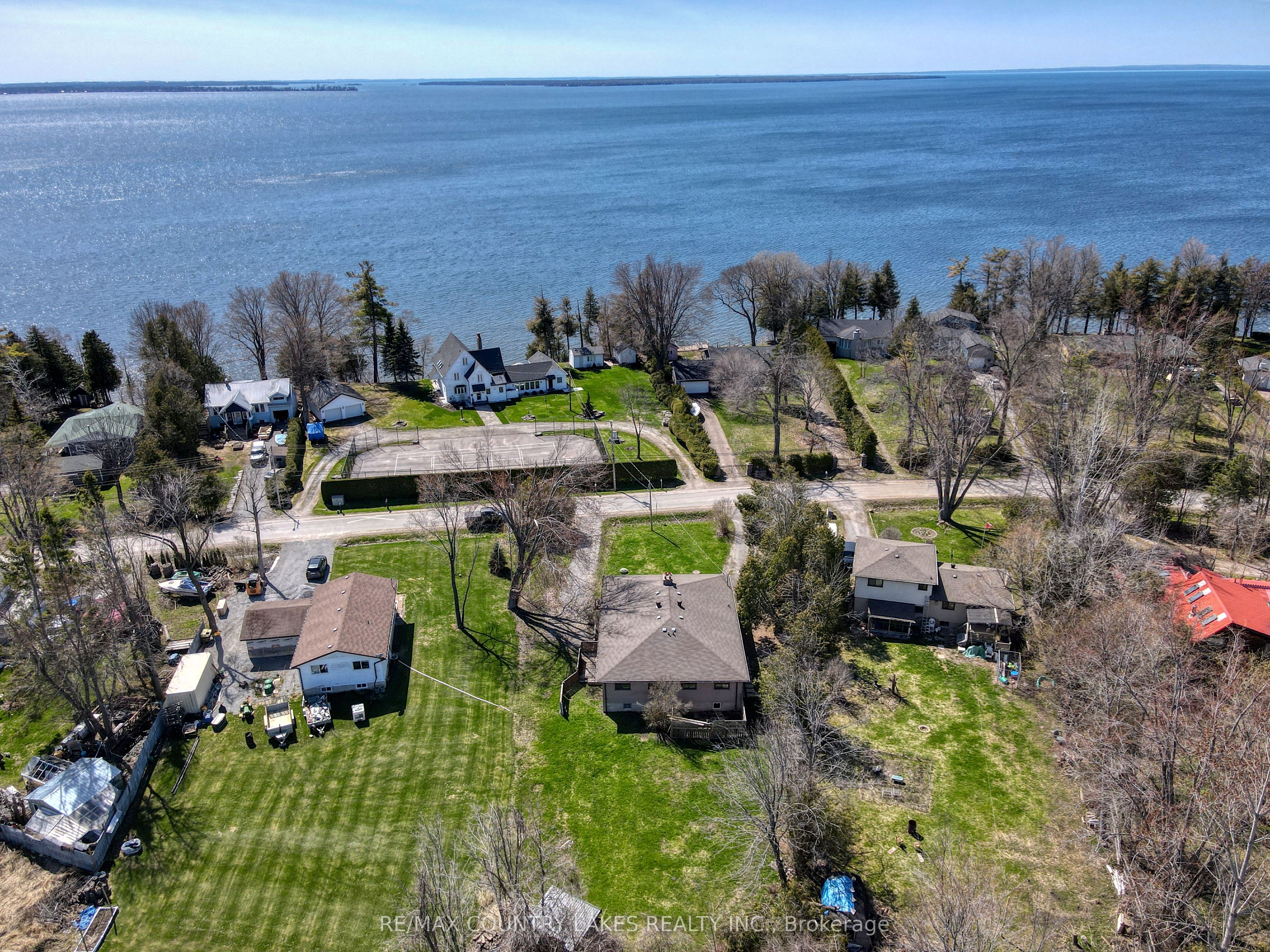 25035/7 Maple Beach Road Property Photo 1