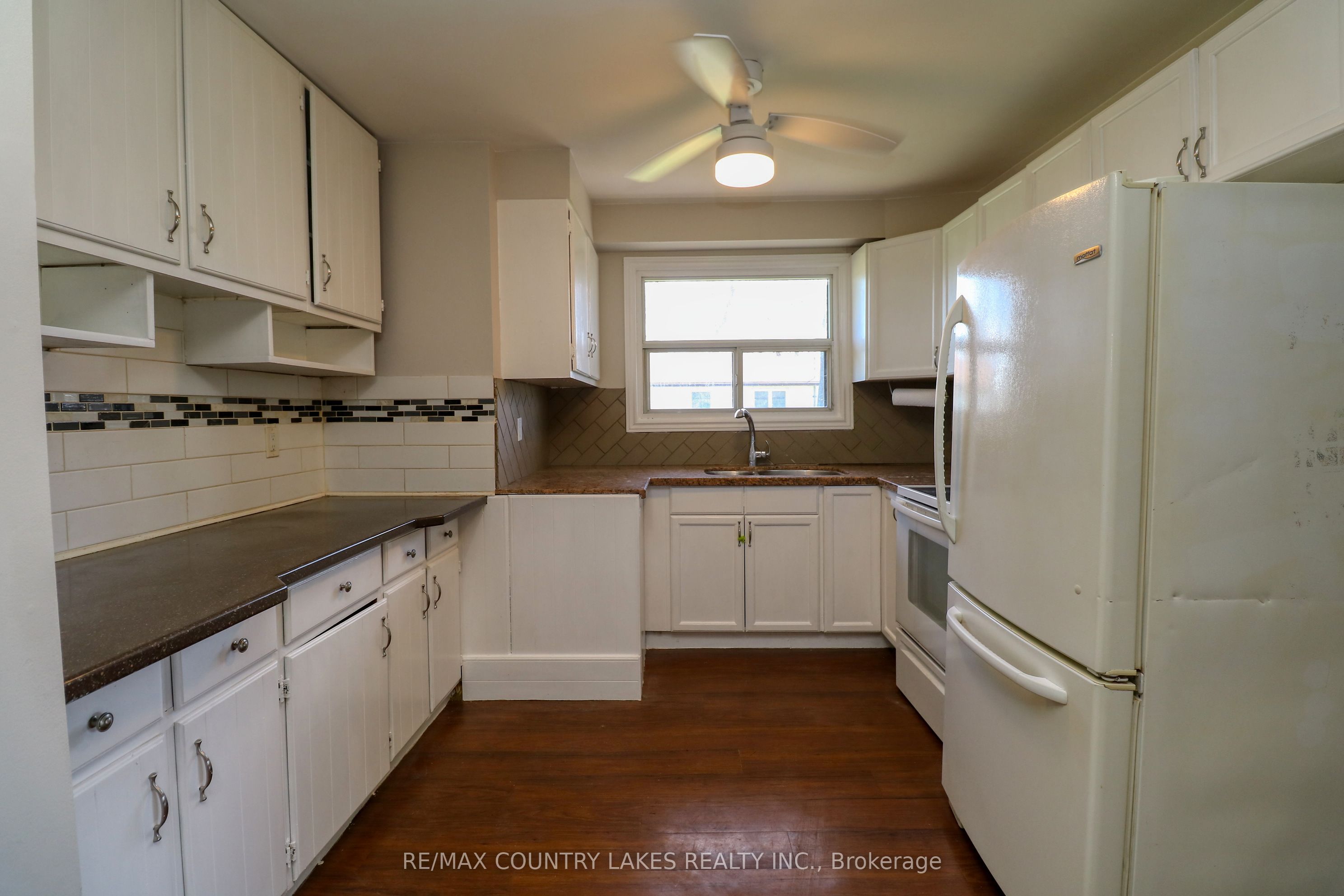 25035/7 Maple Beach Road Property Photo 8