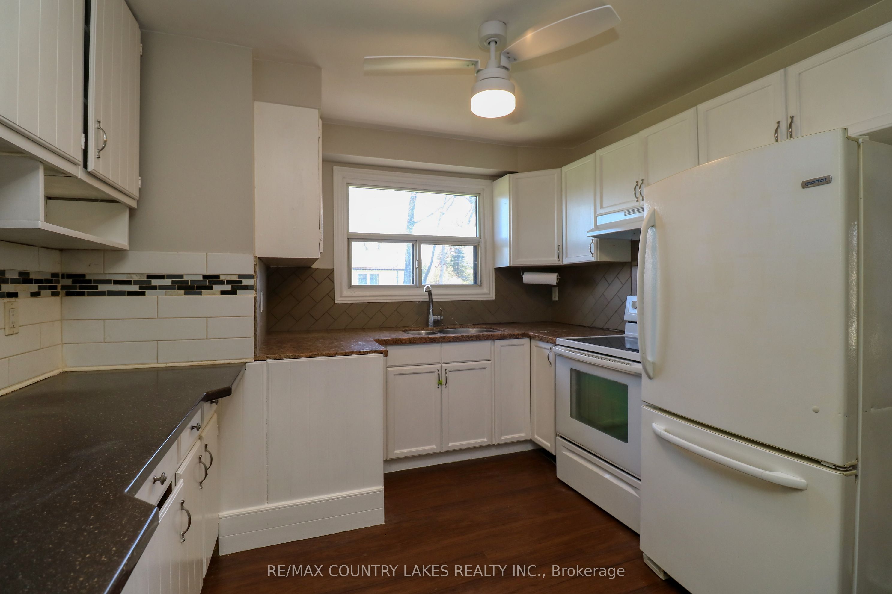 25035/7 Maple Beach Road Property Photo 9