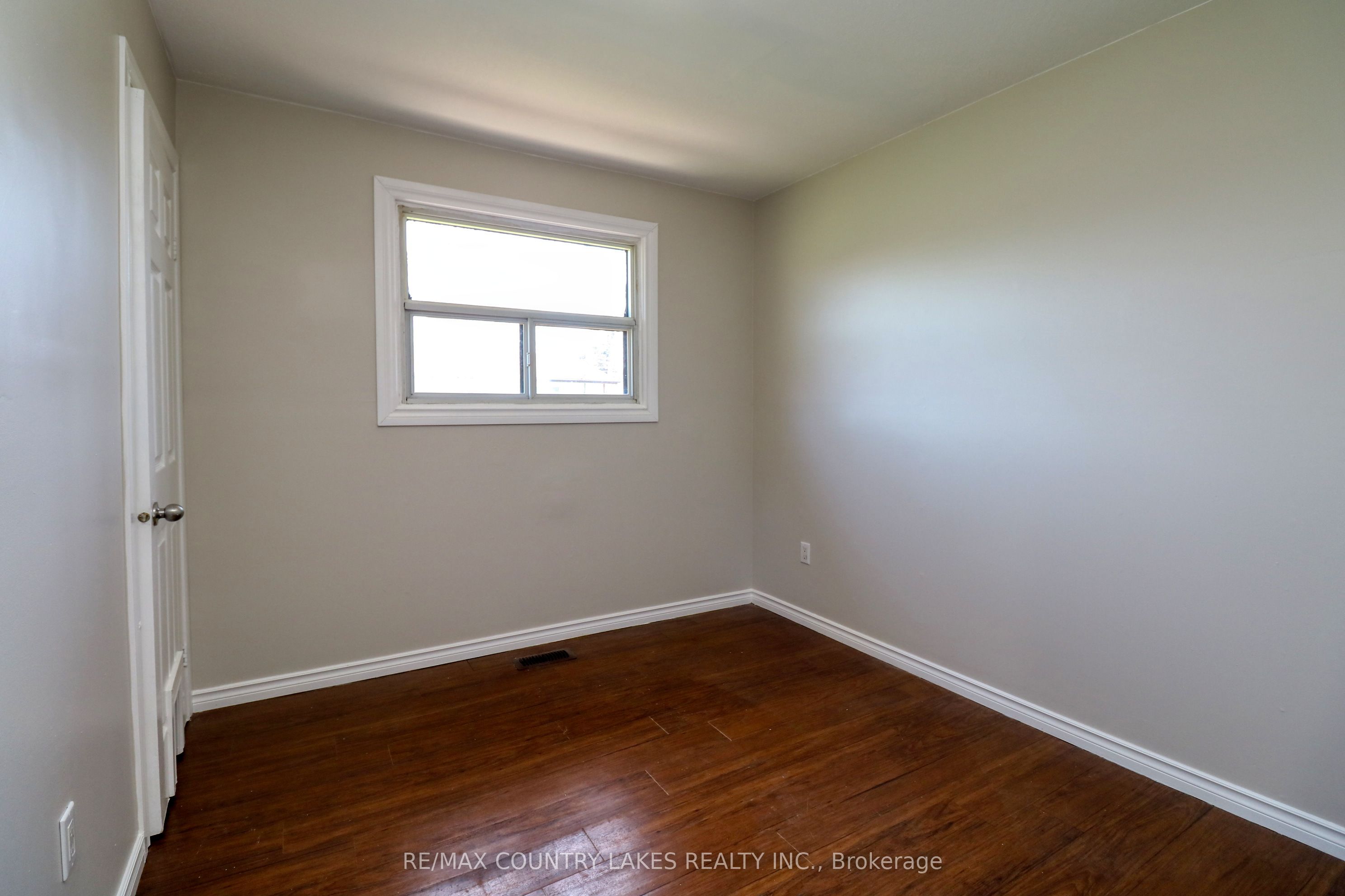 25035/7 Maple Beach Road Property Photo 15