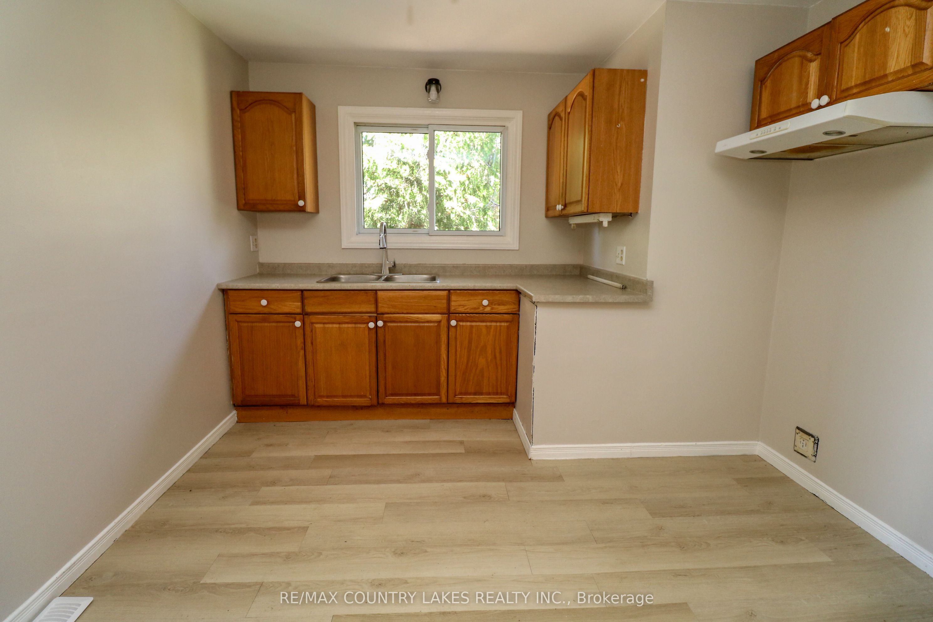25035/7 Maple Beach Road Property Photo 28