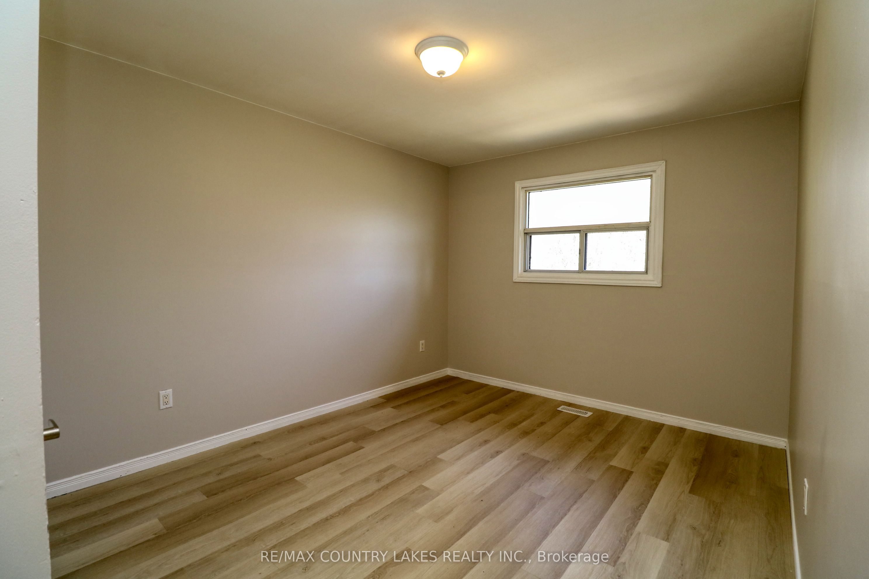 25035/7 Maple Beach Road Property Photo 32