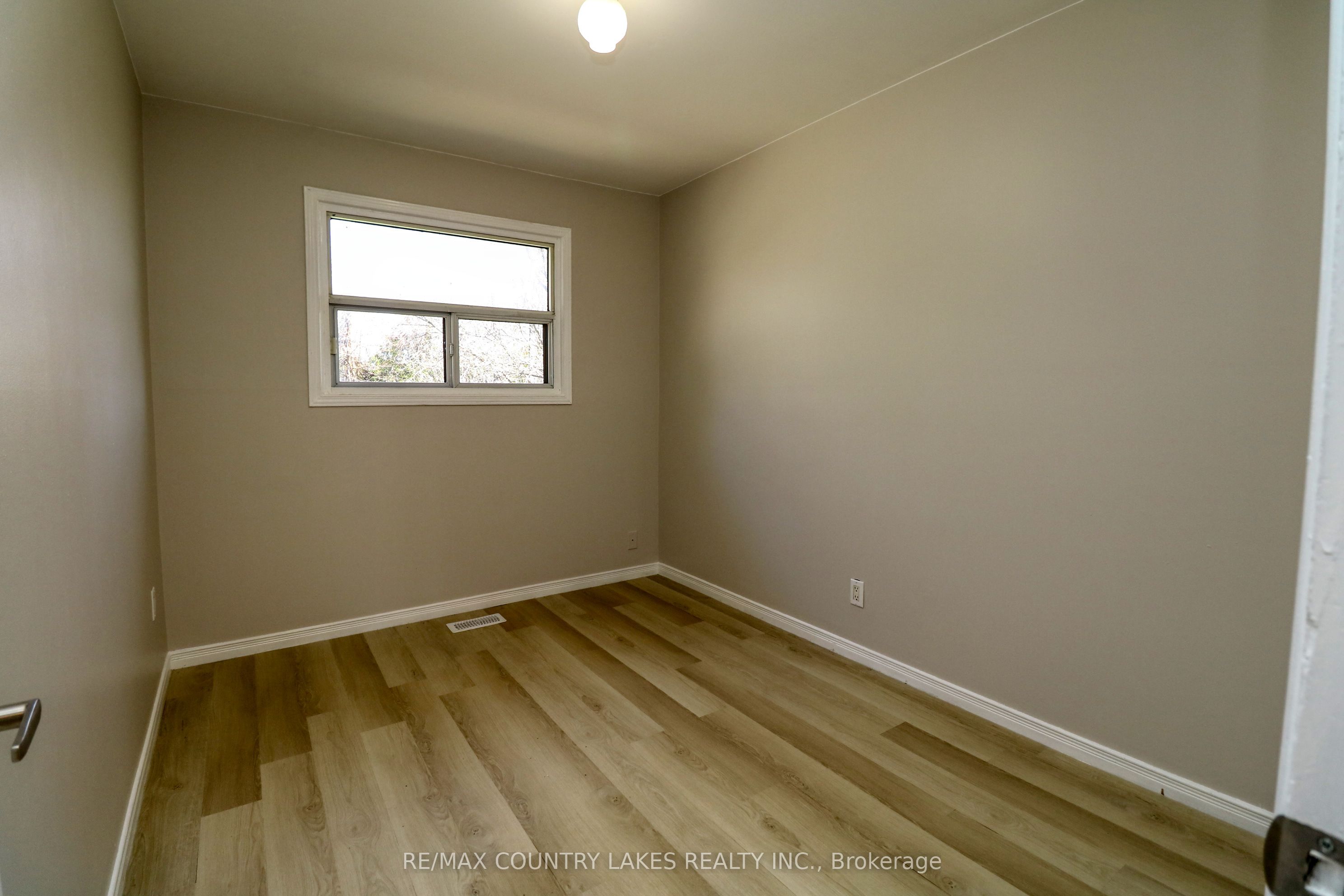 25035/7 Maple Beach Road Property Photo 34