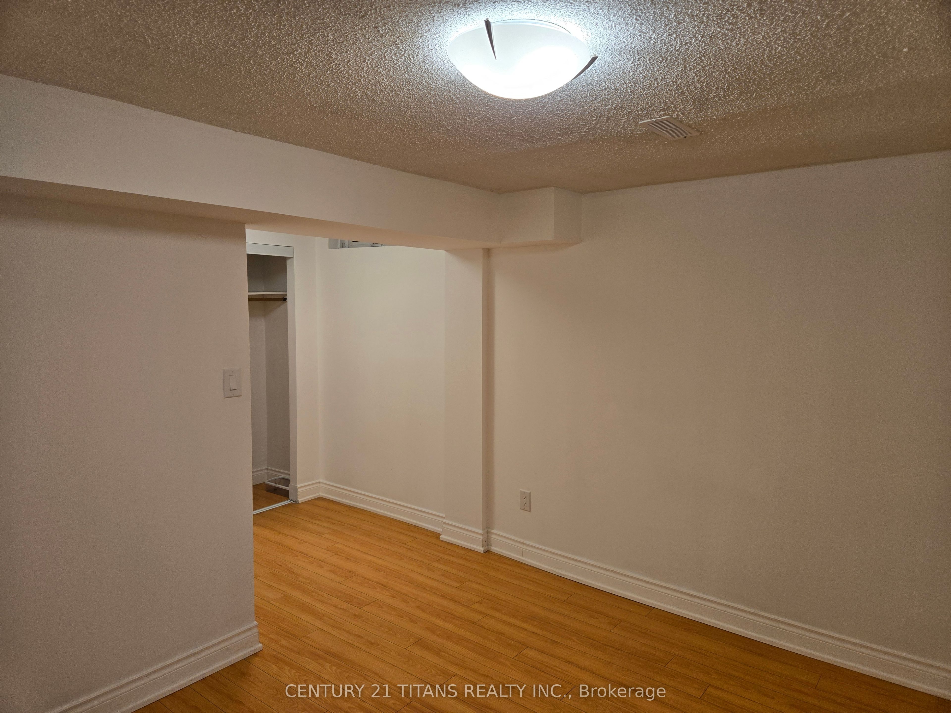 59 William Honey Crescent Lower Property Photo 9