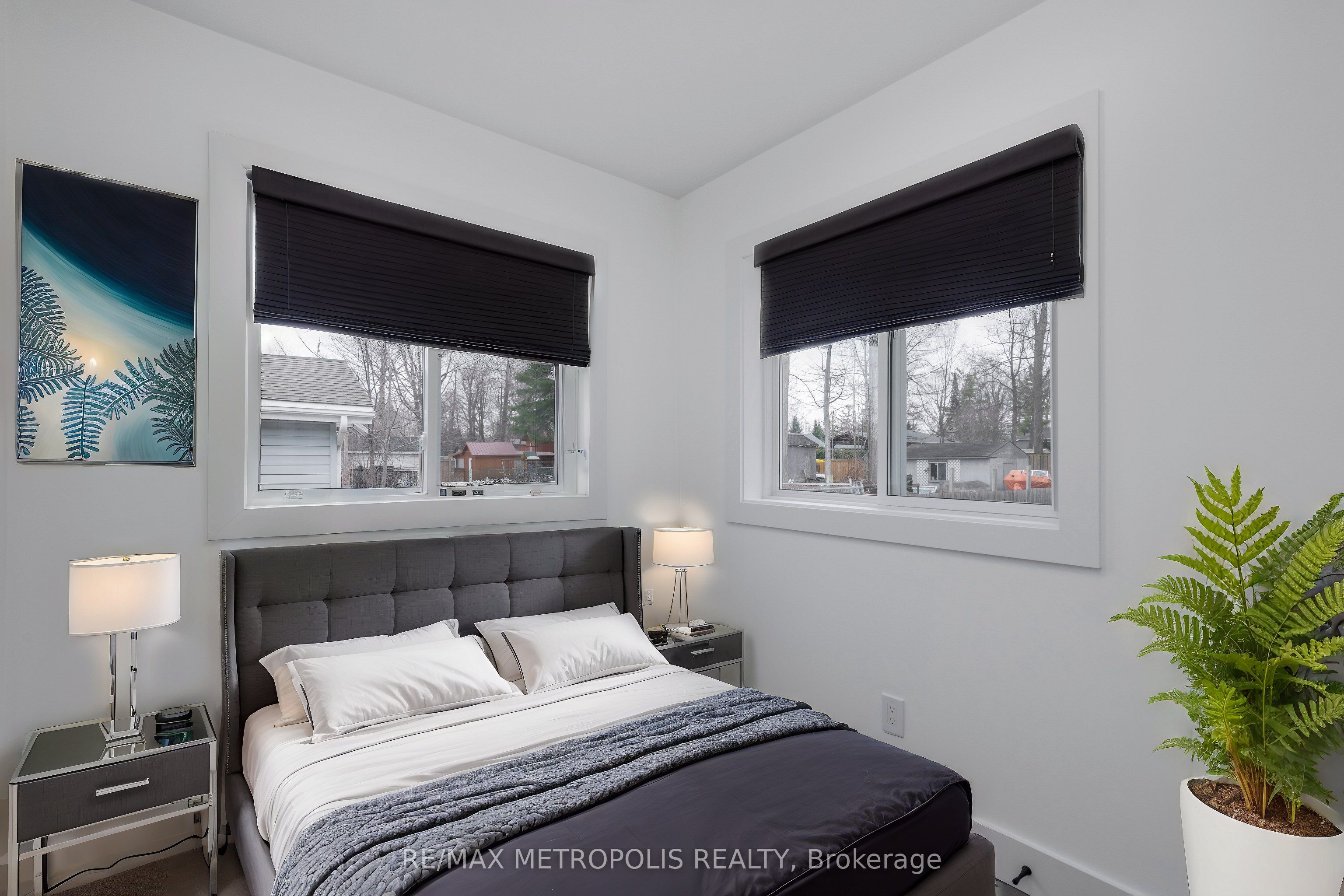 759 Innisfil Beach Road Property Photo 6