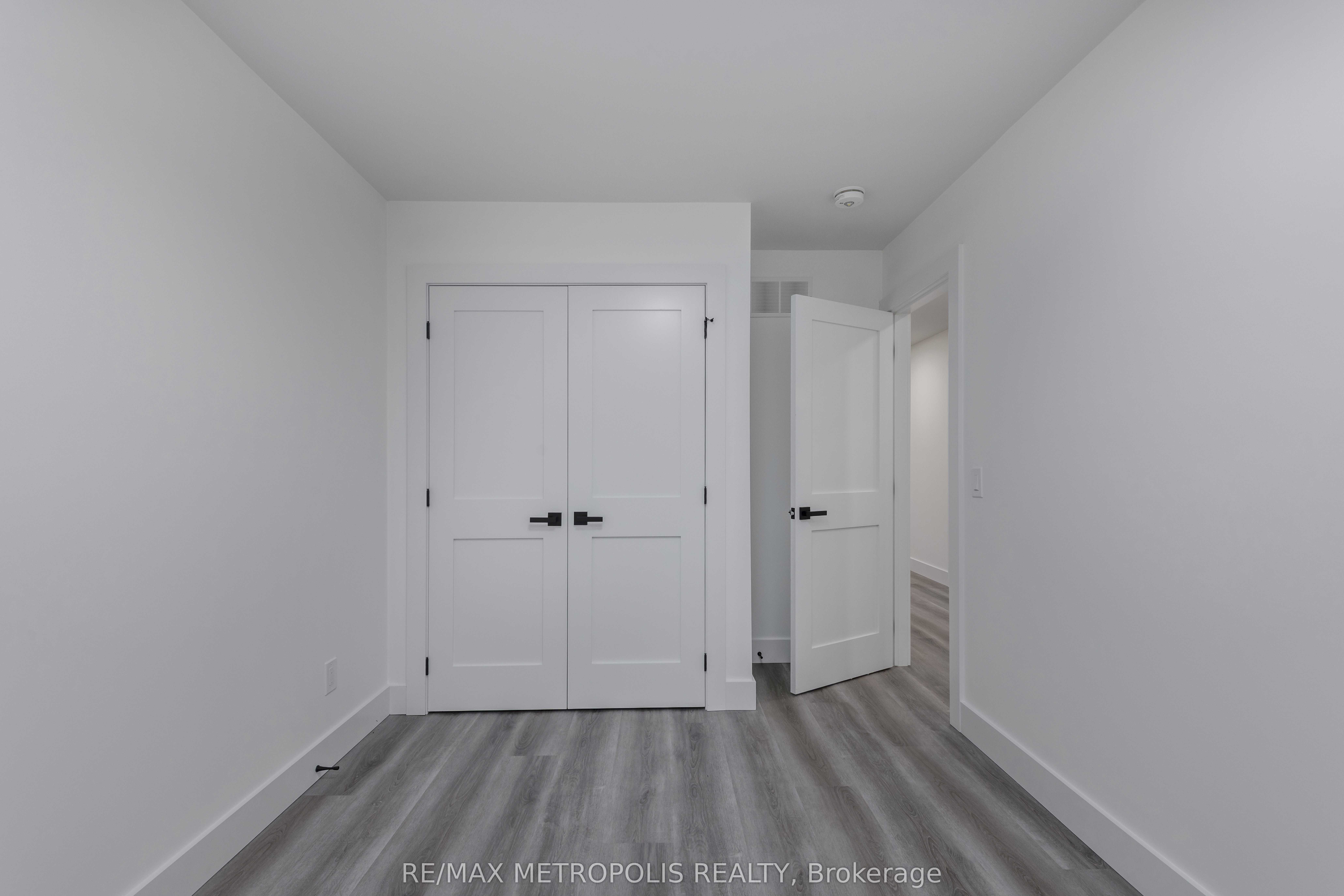 759 Innisfil Beach Road Property Photo 19