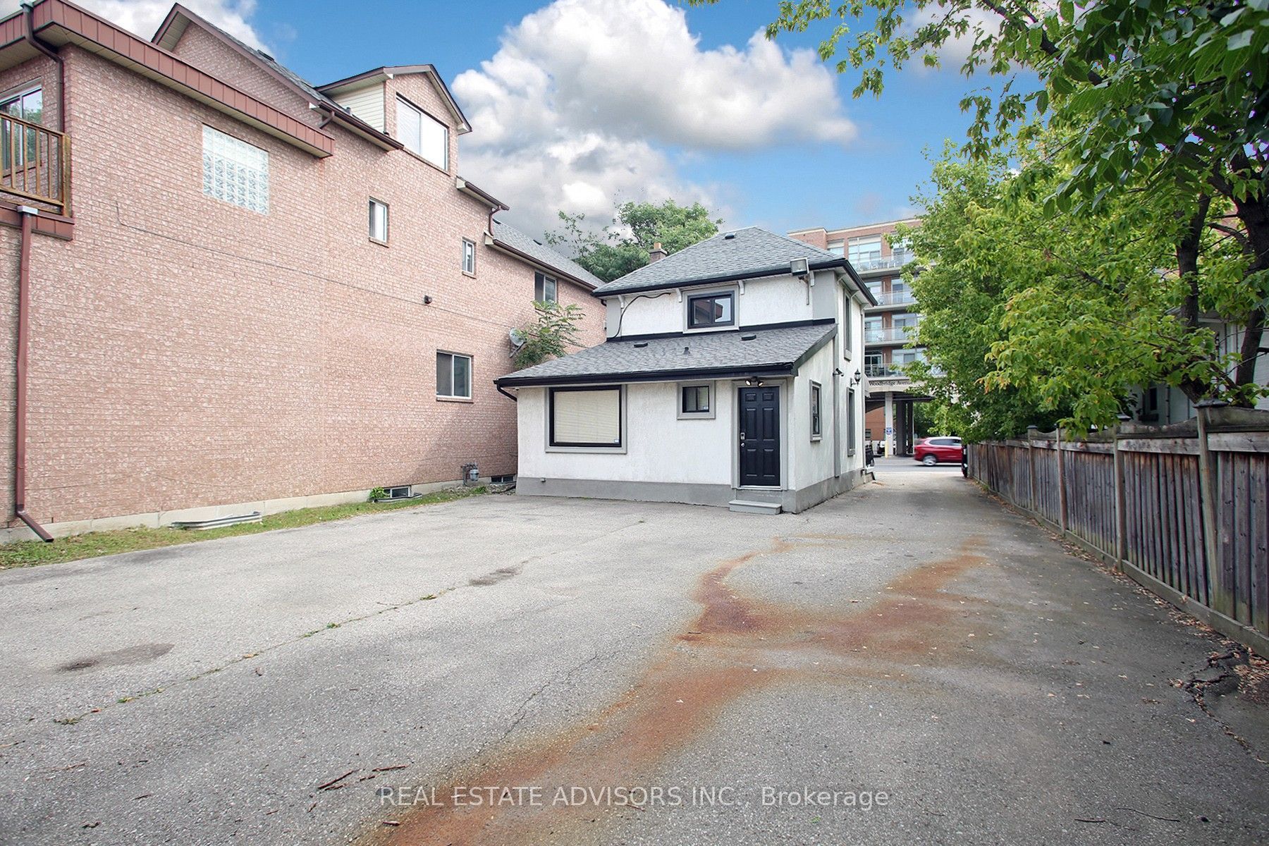 7924 Kipling Avenue Property Photo 3