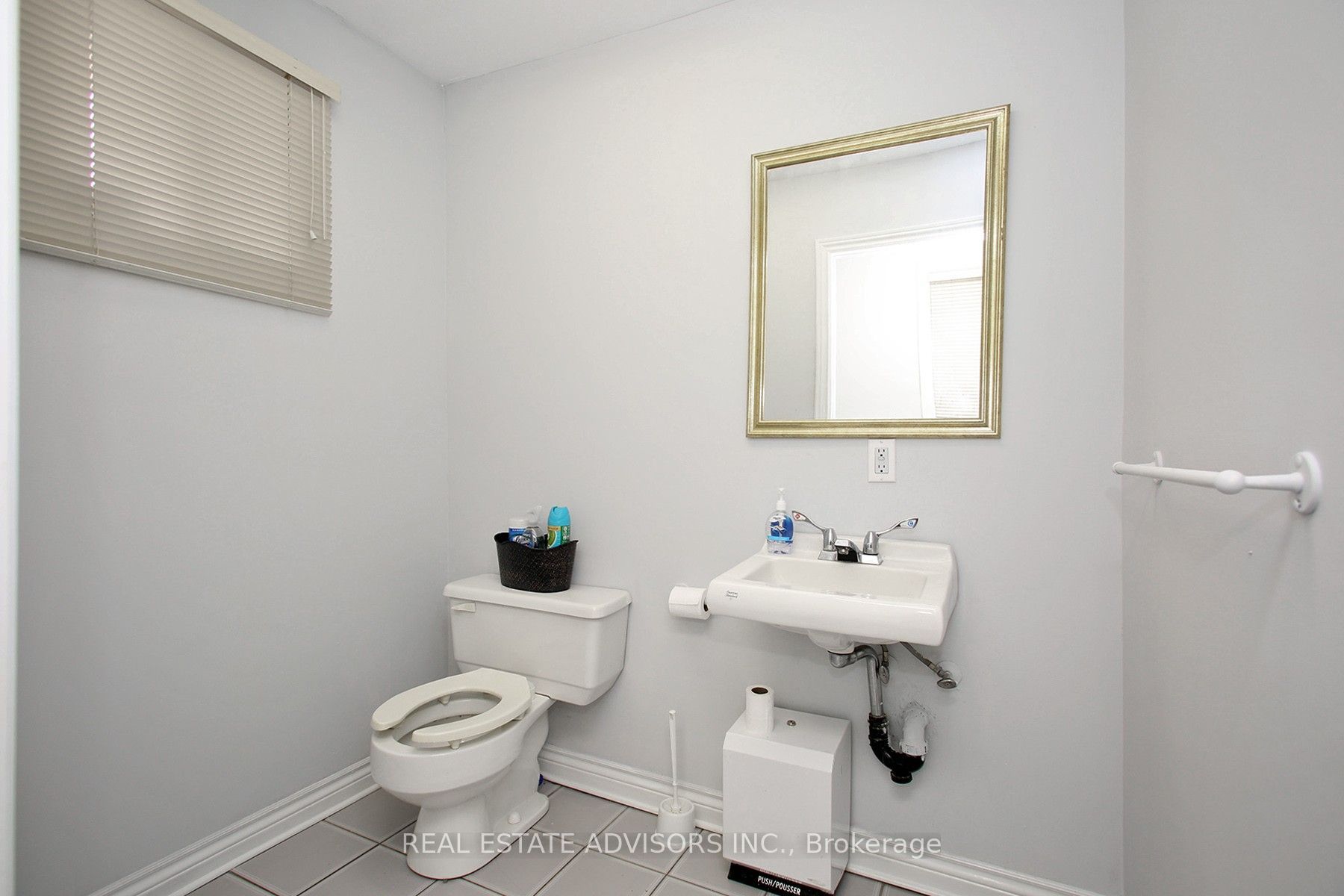 7924 Kipling Avenue Property Photo 13