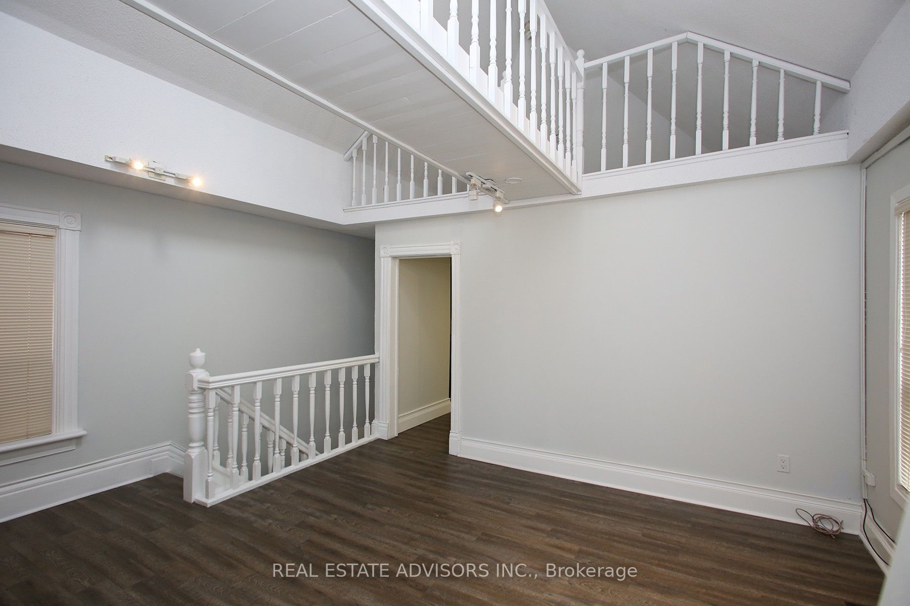 7924 Kipling Avenue Property Photo 19
