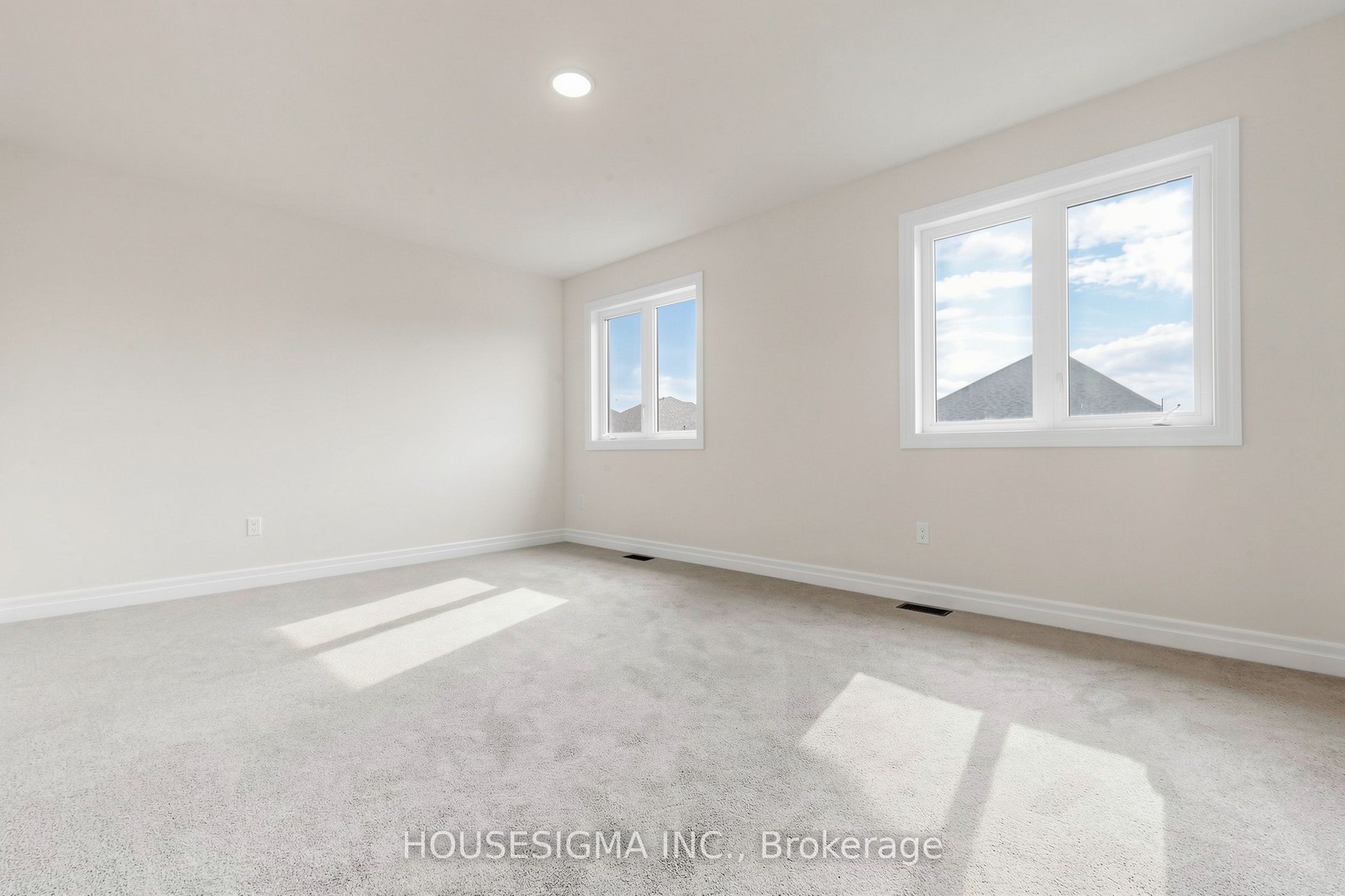 10 Max Bulmer Court Property Photo 6