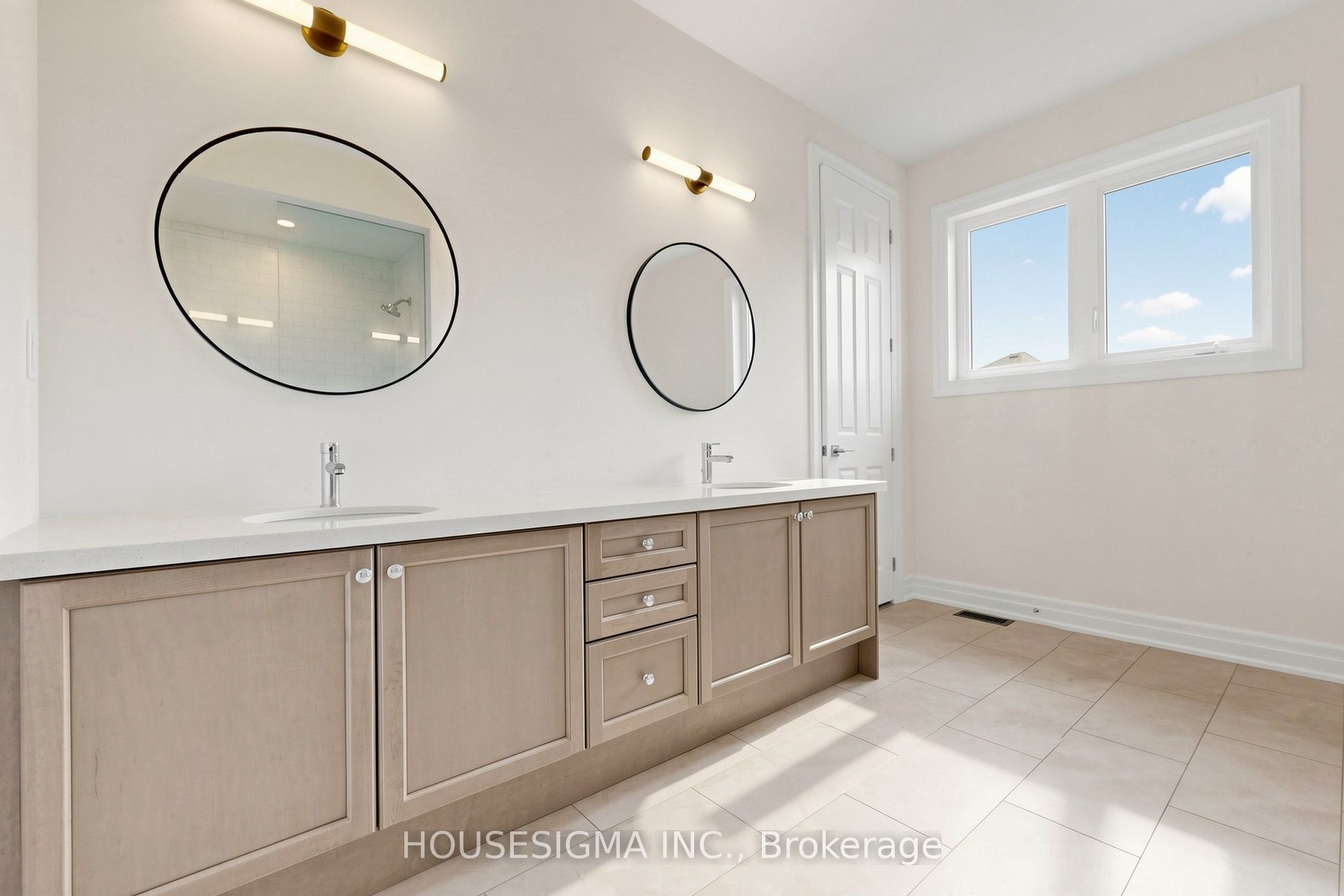 10 Max Bulmer Court Property Photo 15