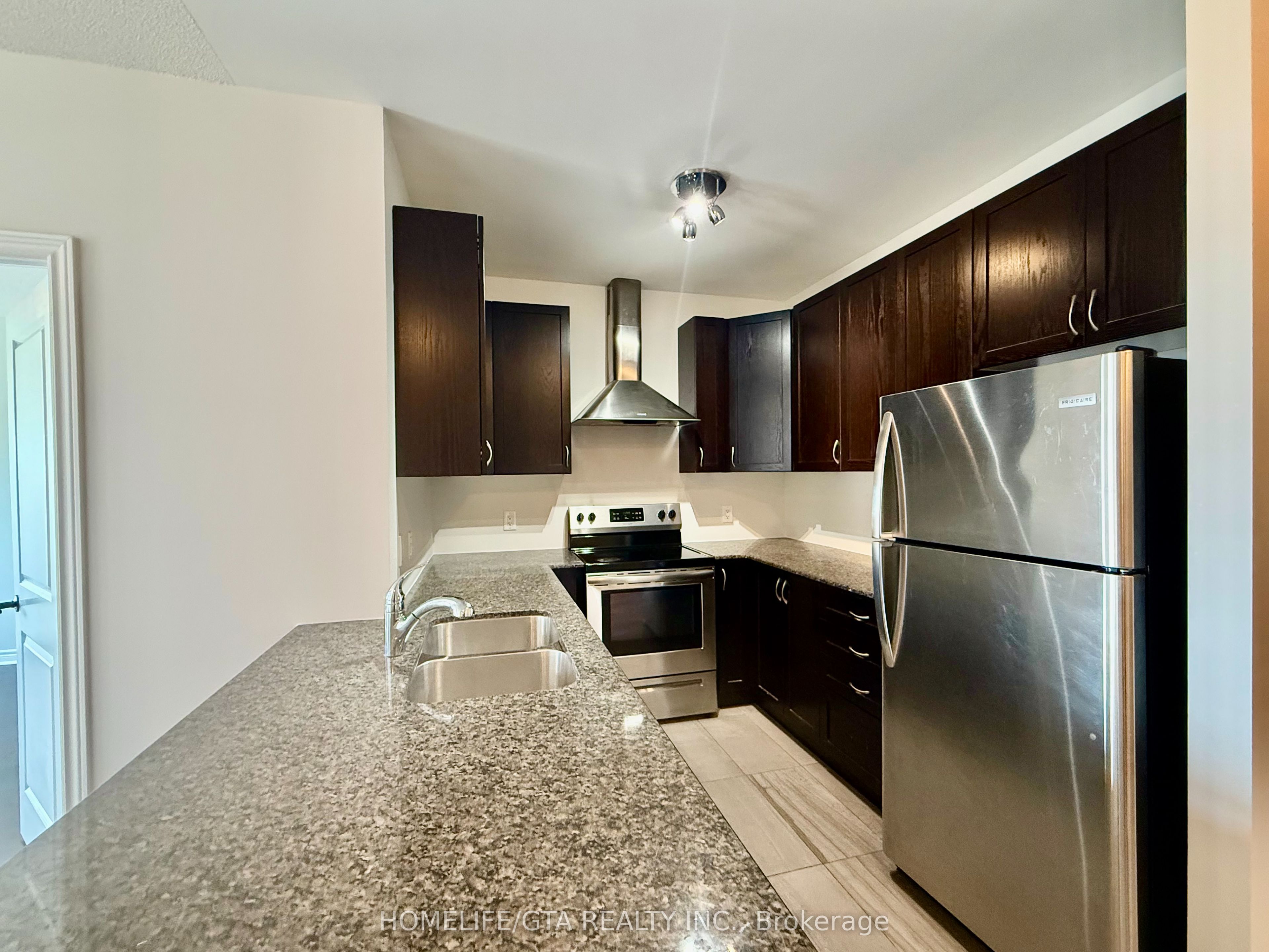 7325 Markham Road 515 Property Photo 6