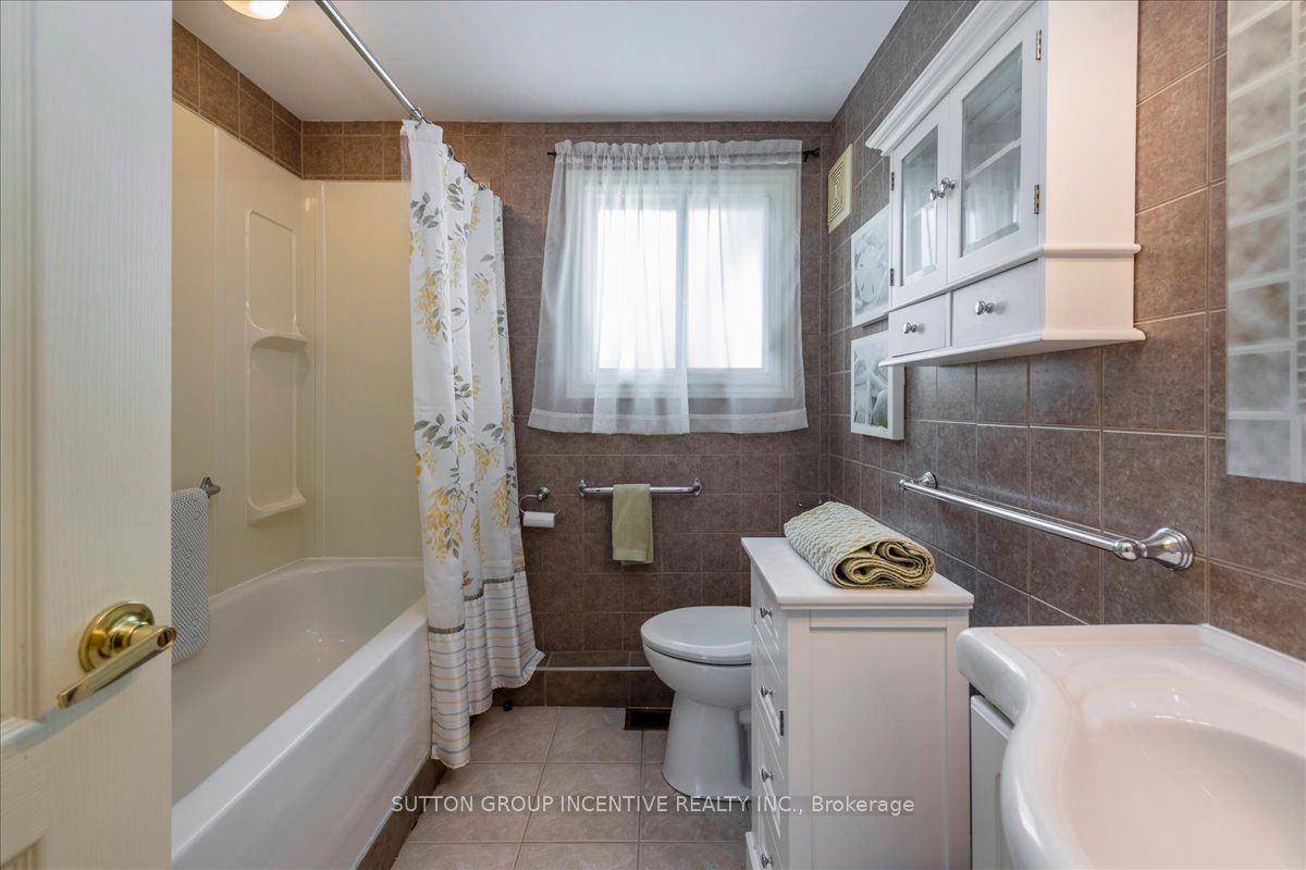 47 Main Street Property Photo 15