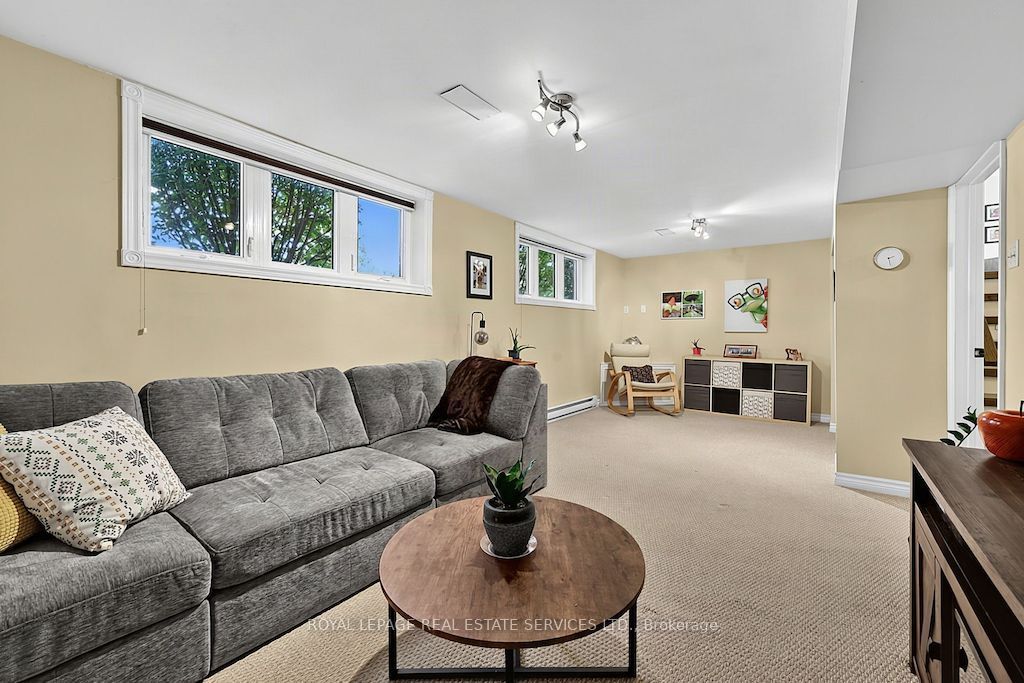 207 Camilla Crescent Property Photo 24