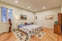 137 Arnold Avenue Property Photo 10