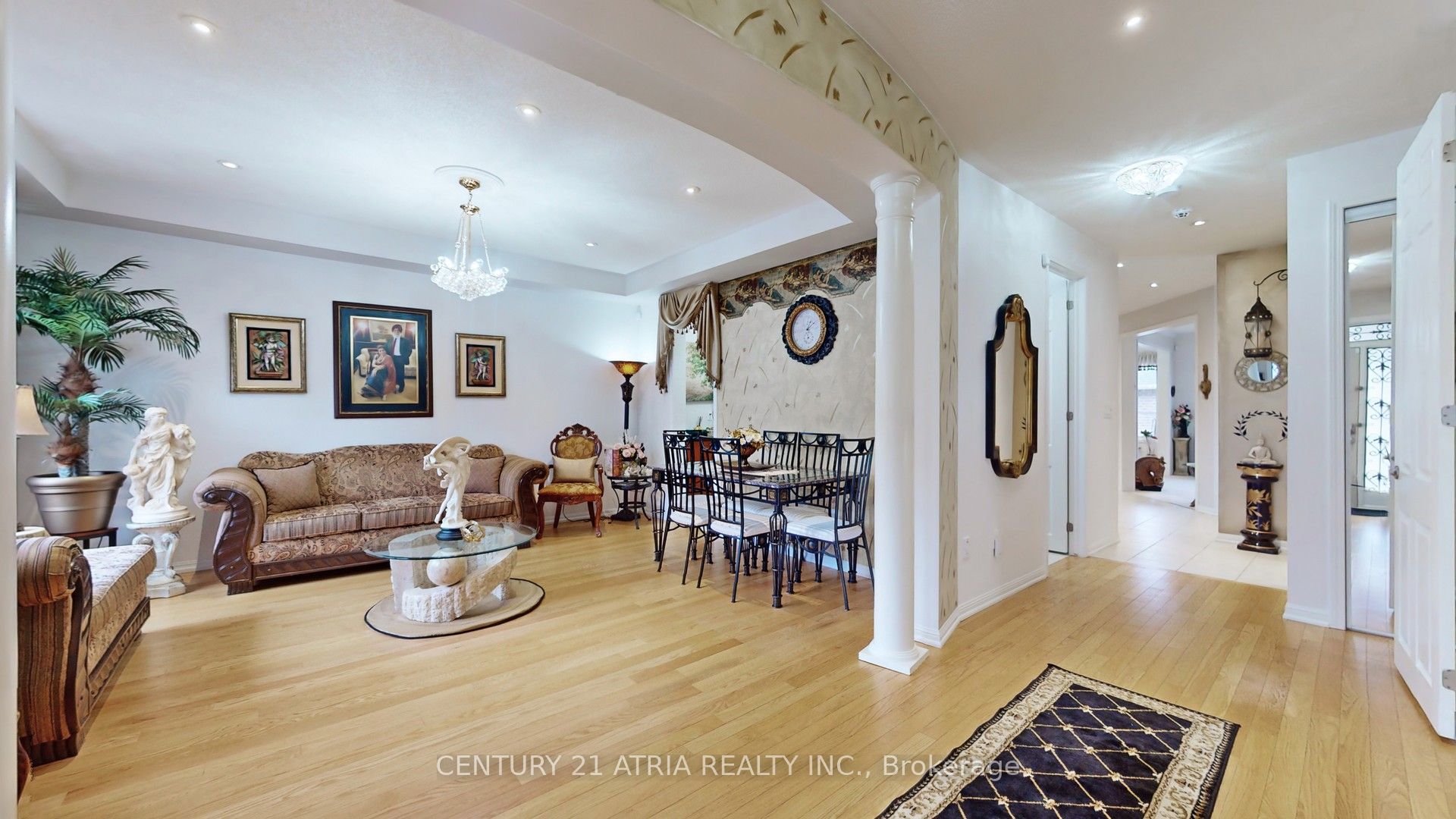 69 Diamond Jubilee Drive Property Photo 16